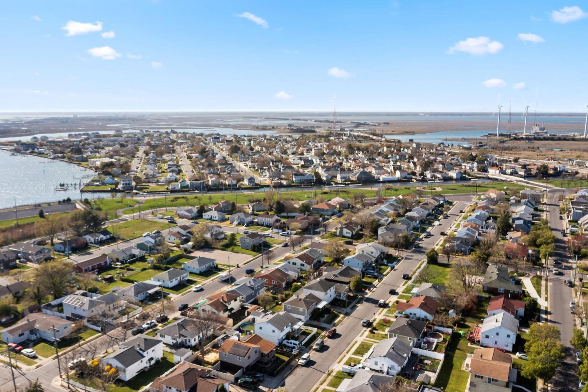 Stylishly Renovated 5-Bedroom Home in AC - Perfect for Groups and Families view 3