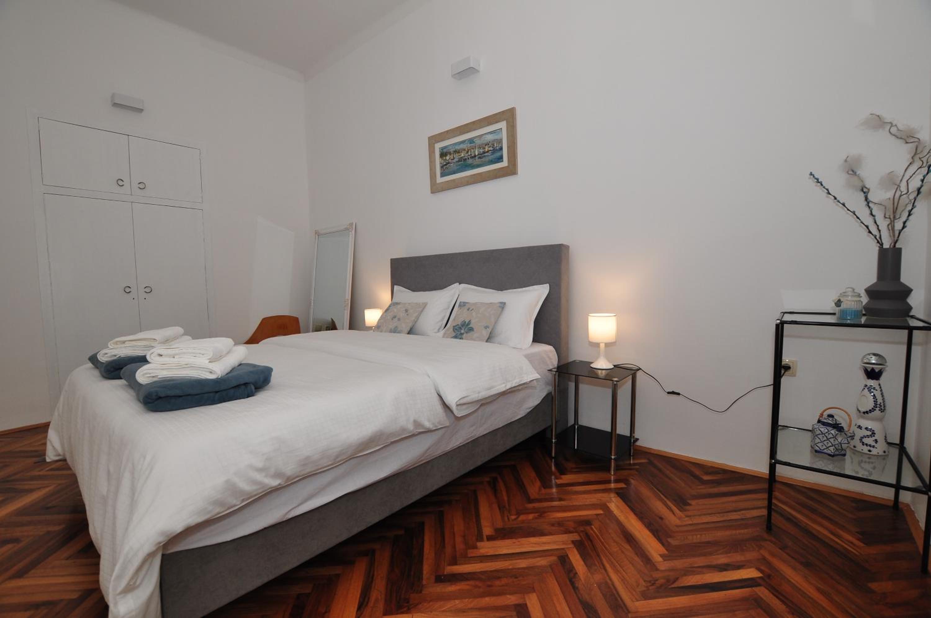 Apartment Moel Split