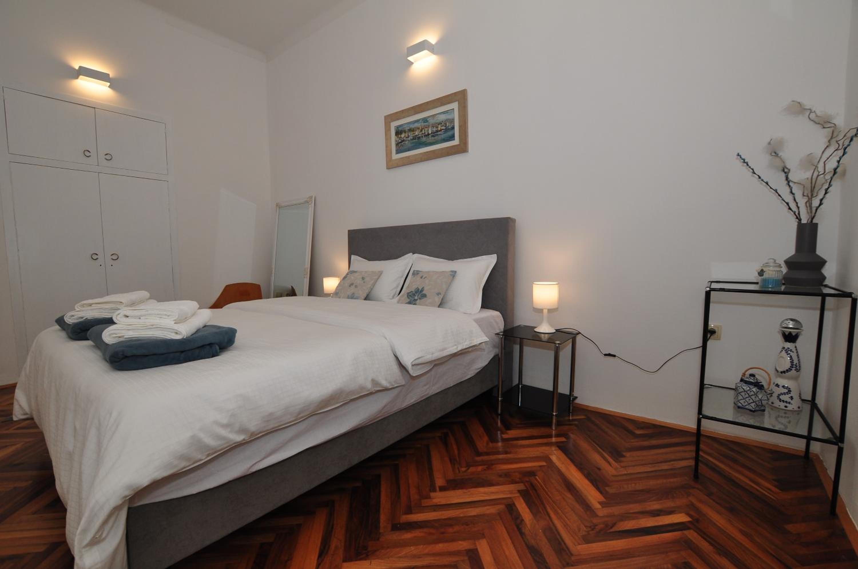 Apartment Moel Split