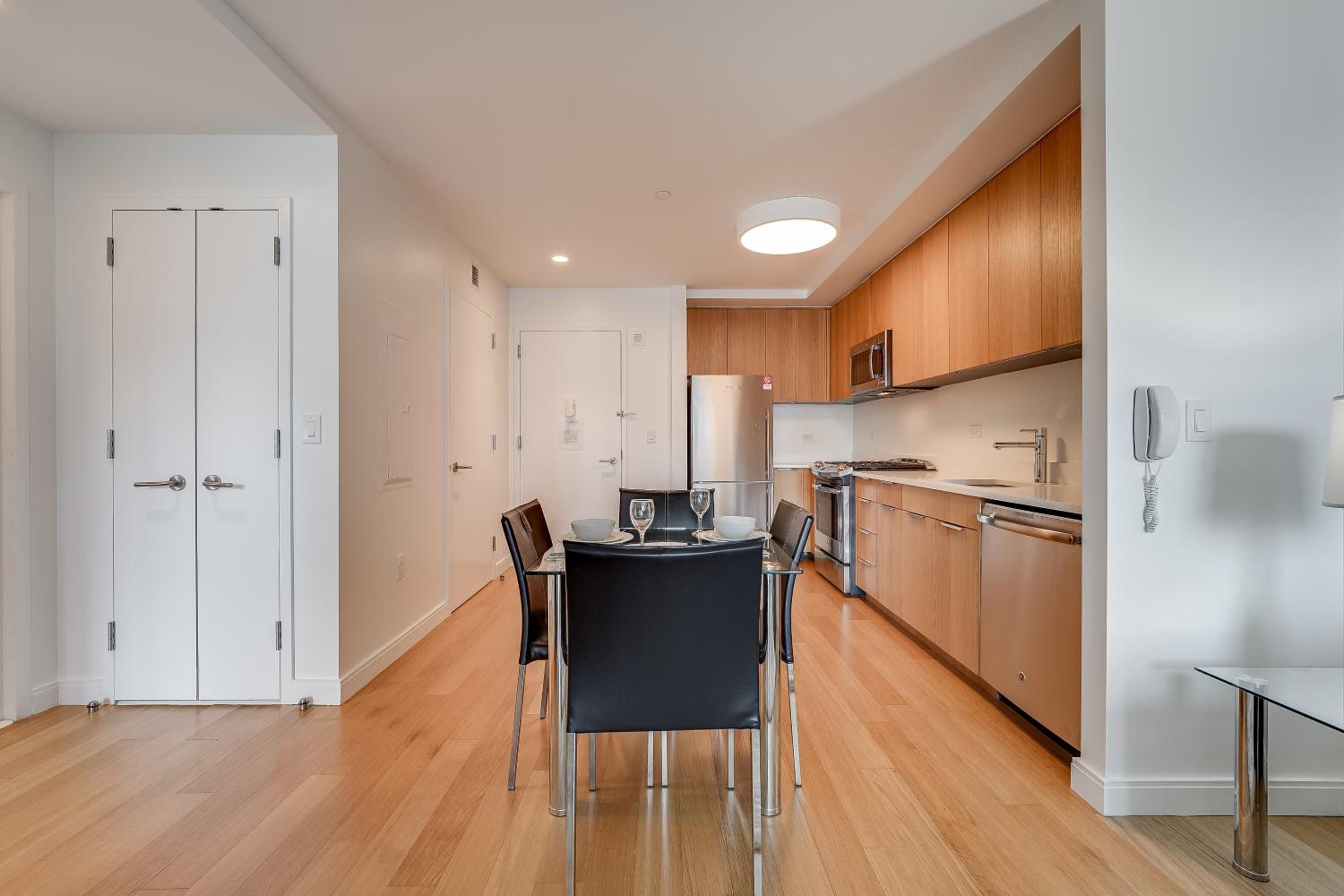 Global Luxury Suites at Via 57