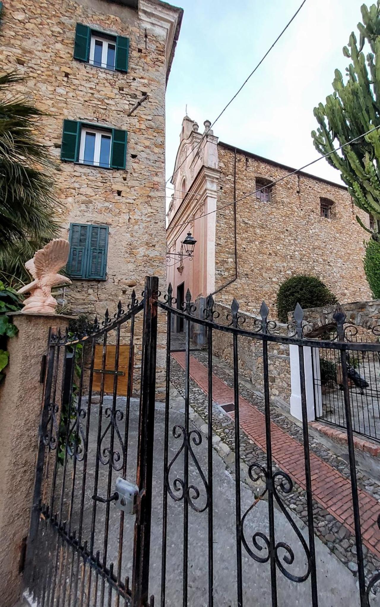 Photo 48