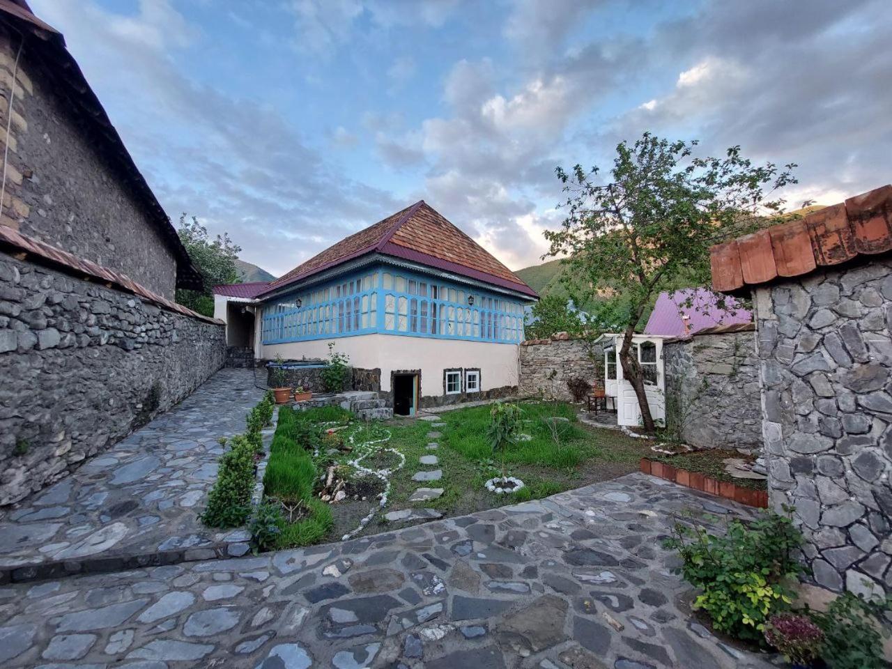 Guest House Ruh Achari