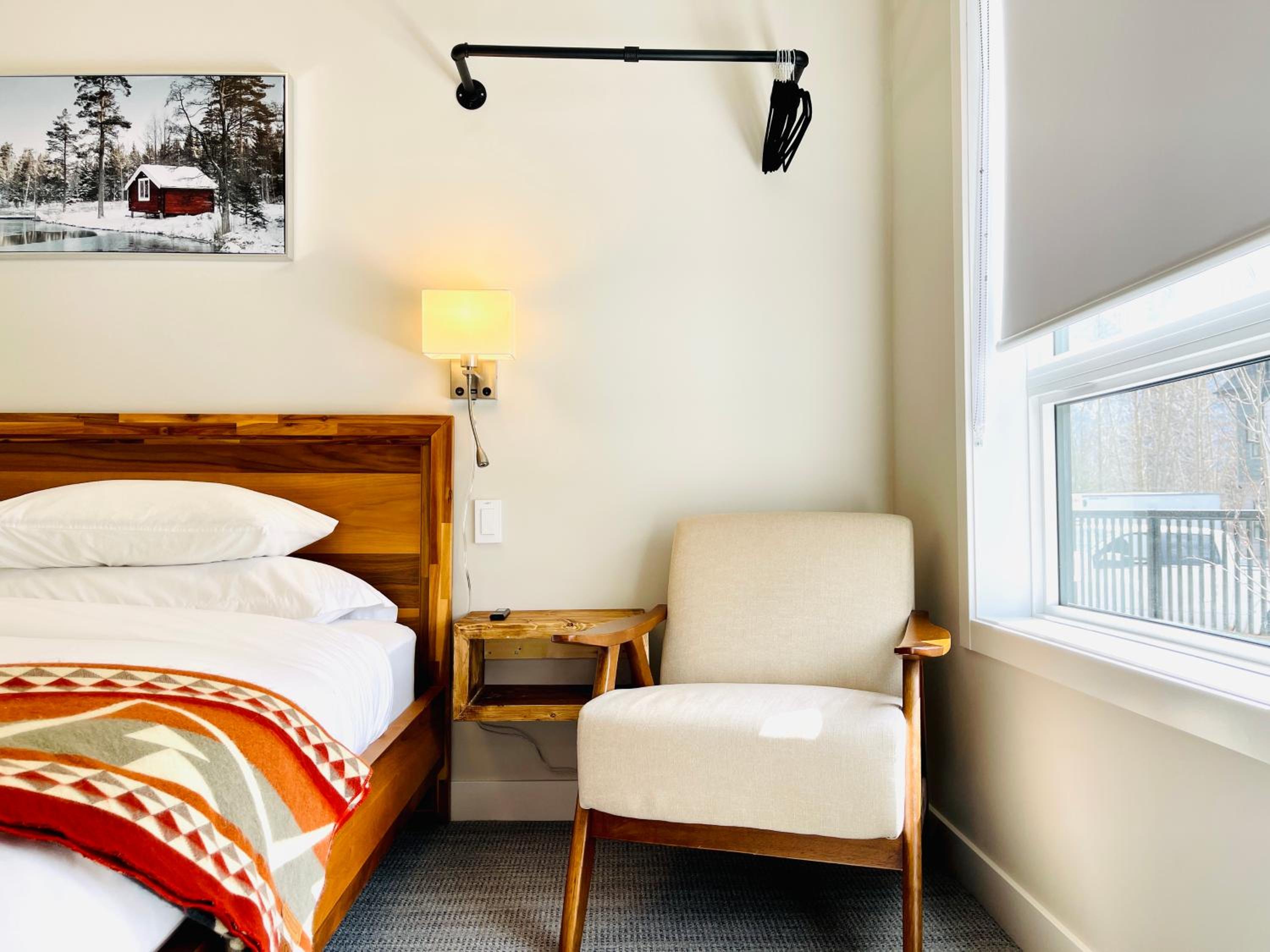 Joe's Contemporary 2 King Bedrooms Vacation Home in Canmore