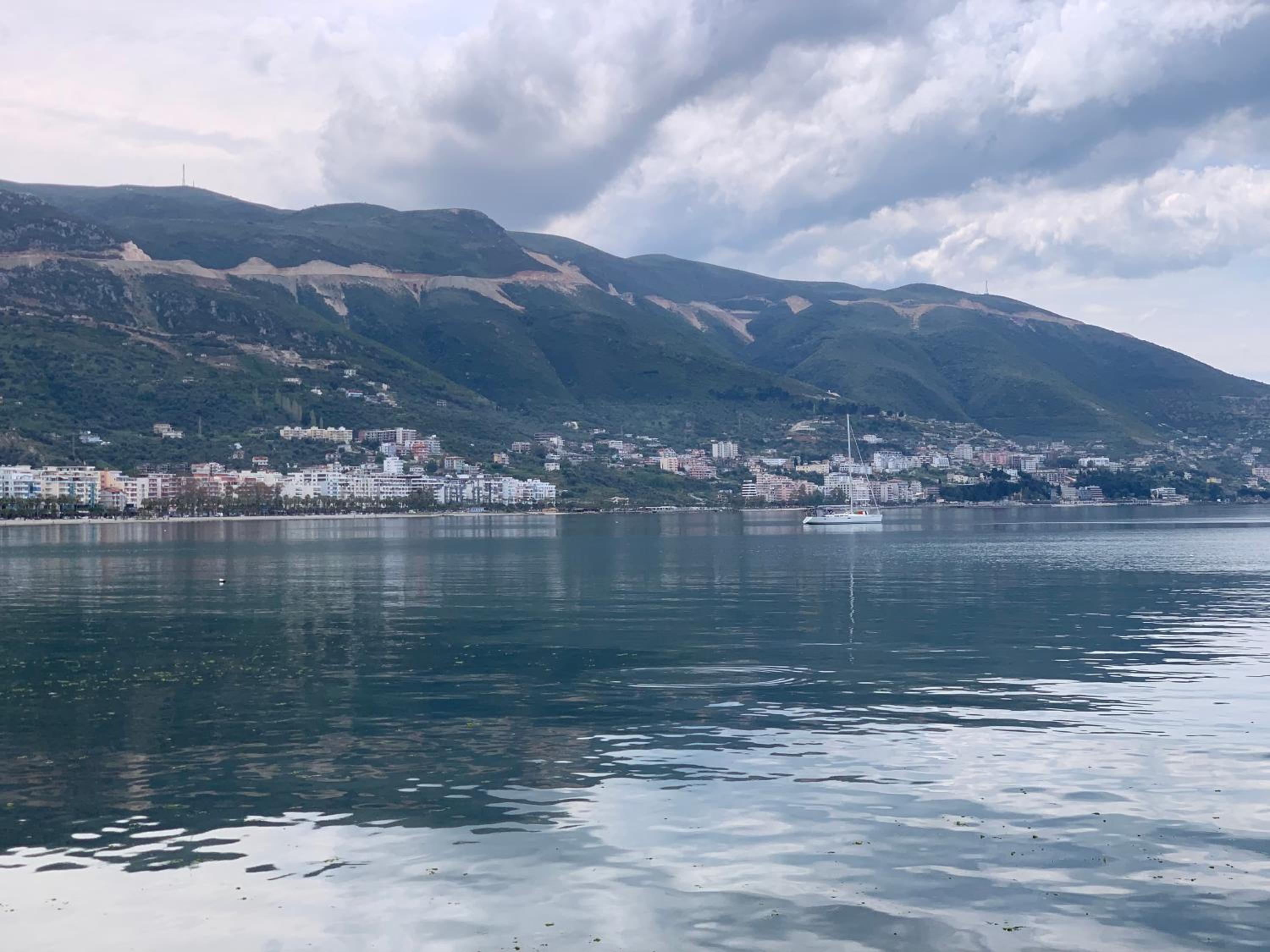 Garzoniere Grisi, Lungomare