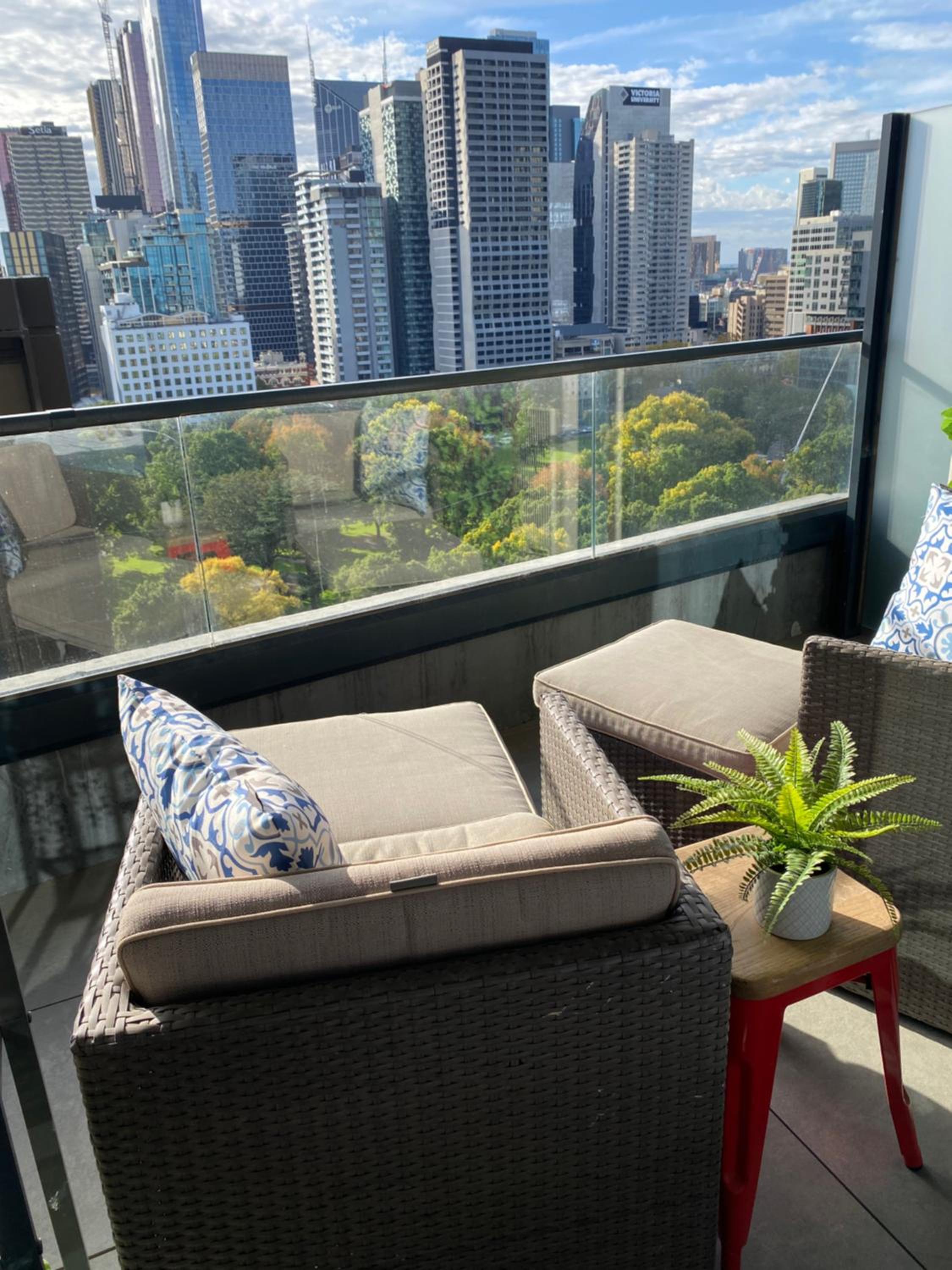 Hotel Spacious 2 Bed Apartment, Great Location