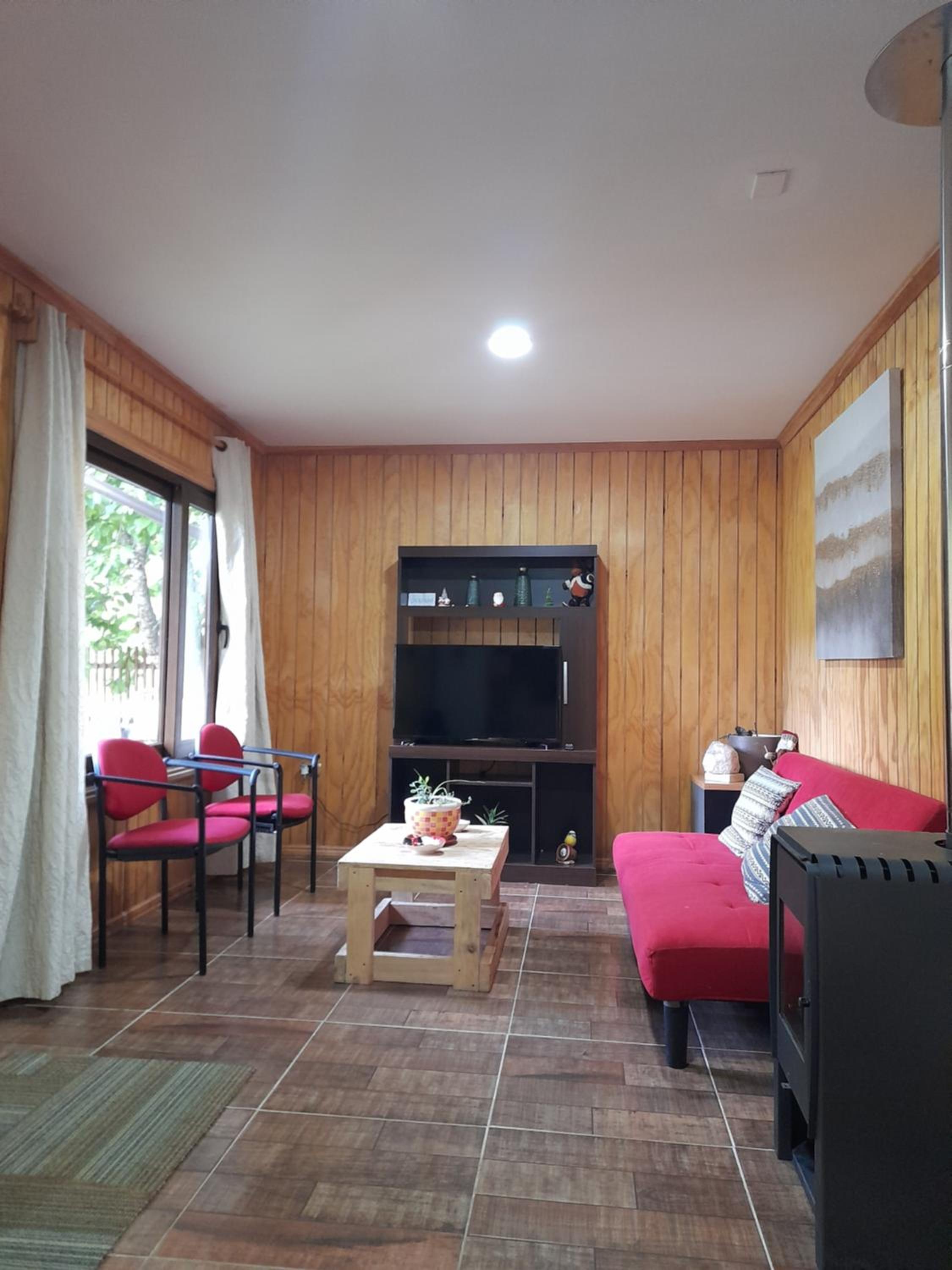 Cabañas y Tinaja Borde rio Coyhaique