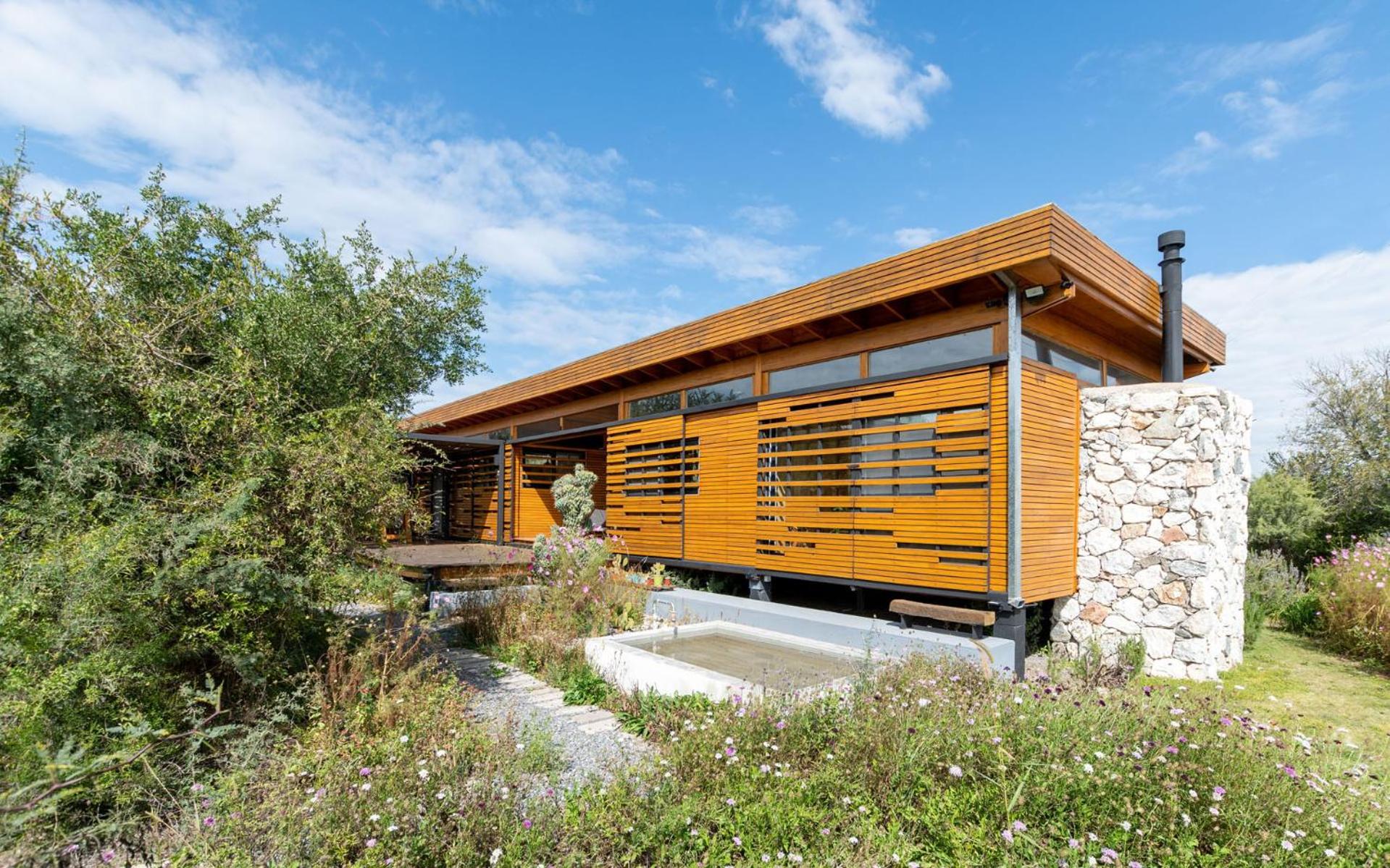 Eco Casa de Diseño en las Sierras