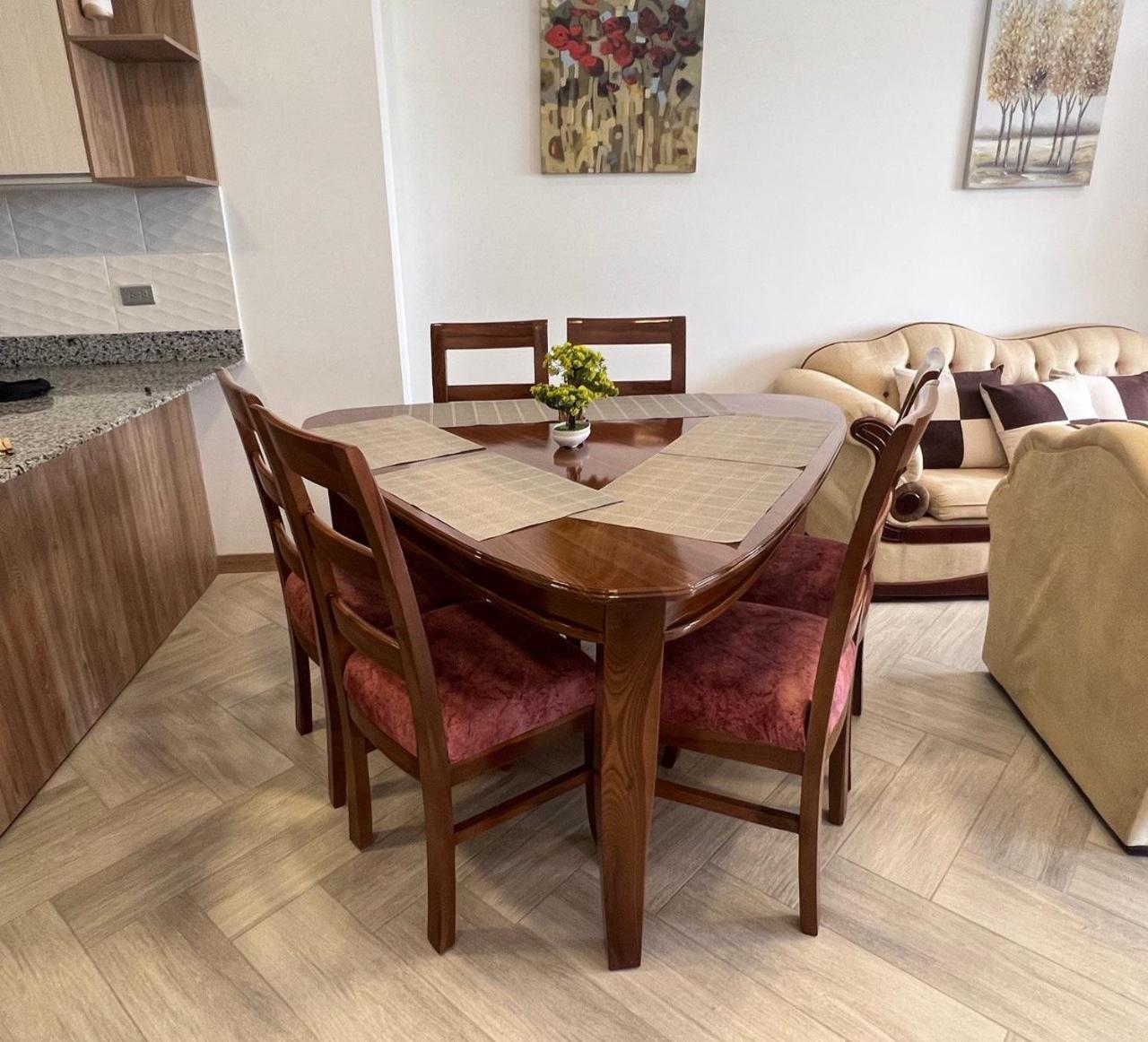 Apartamento Violeta con Impresionante Vista al Mar