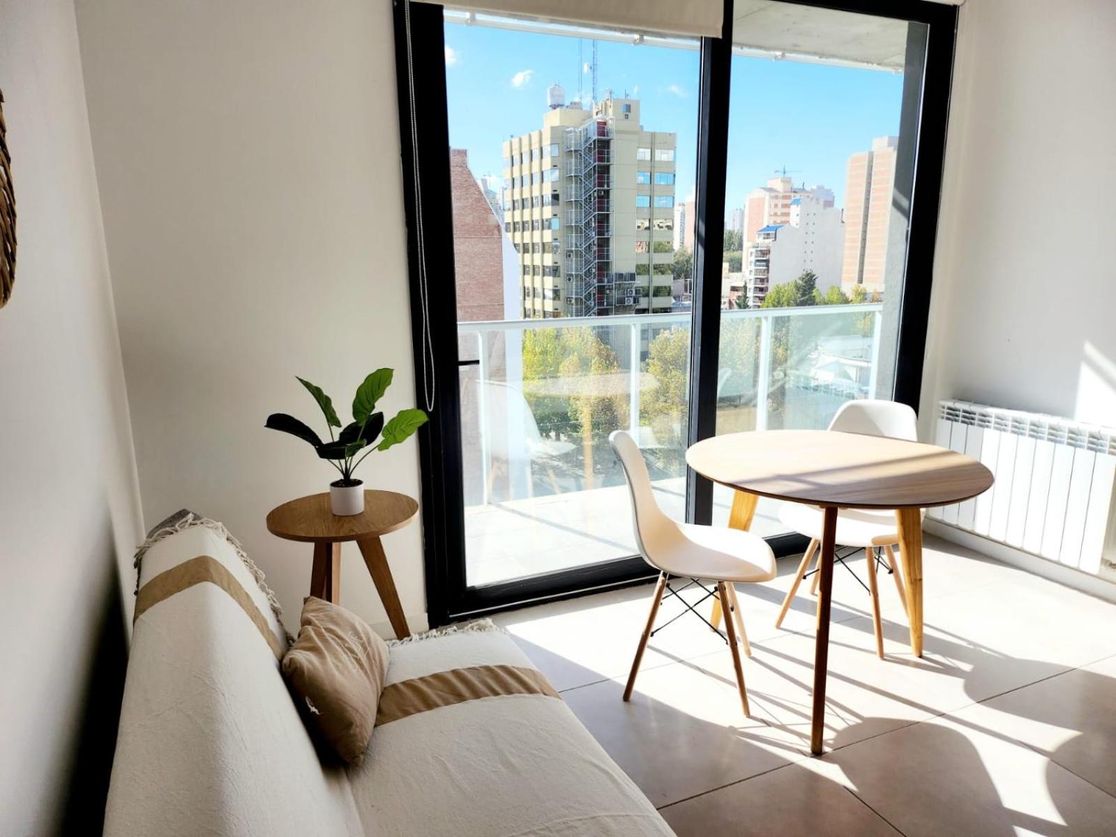 Dptos amoblados NQN - Excelente ubicacion- ZONA CENTRO