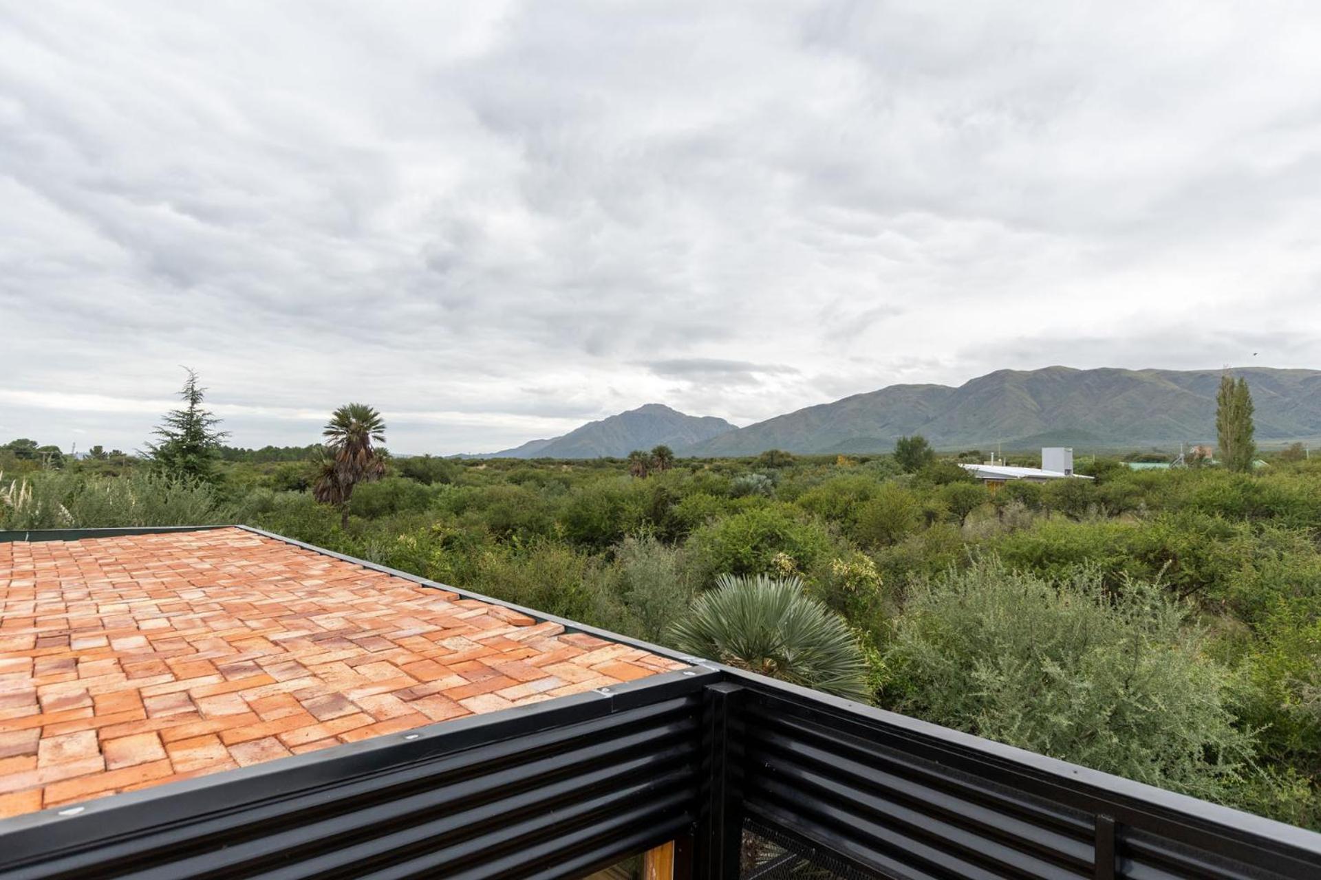 Eco Casa de Diseño en las Sierras
