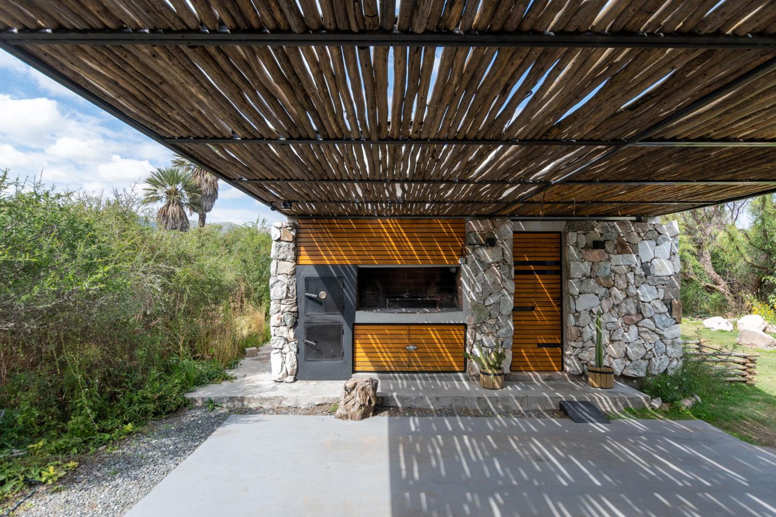 Eco Casa de Diseño en las Sierras