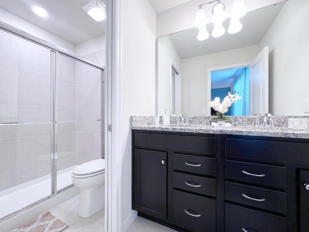 Luxurious Pool Home with Private Pool-2061LC home
