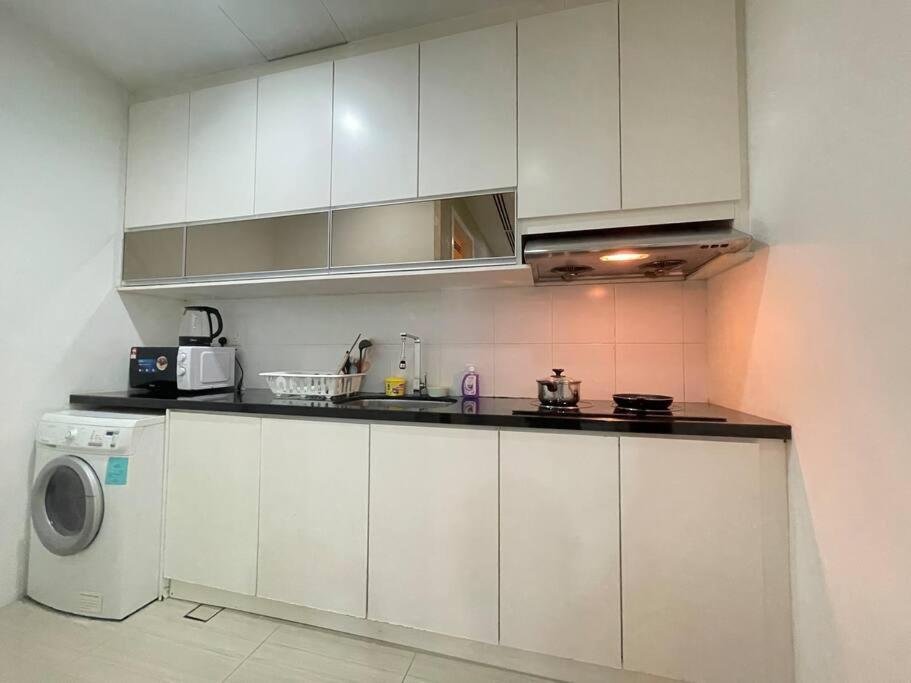 Binjai 8 Premium Soho, KLCC, nearby LRT by EC