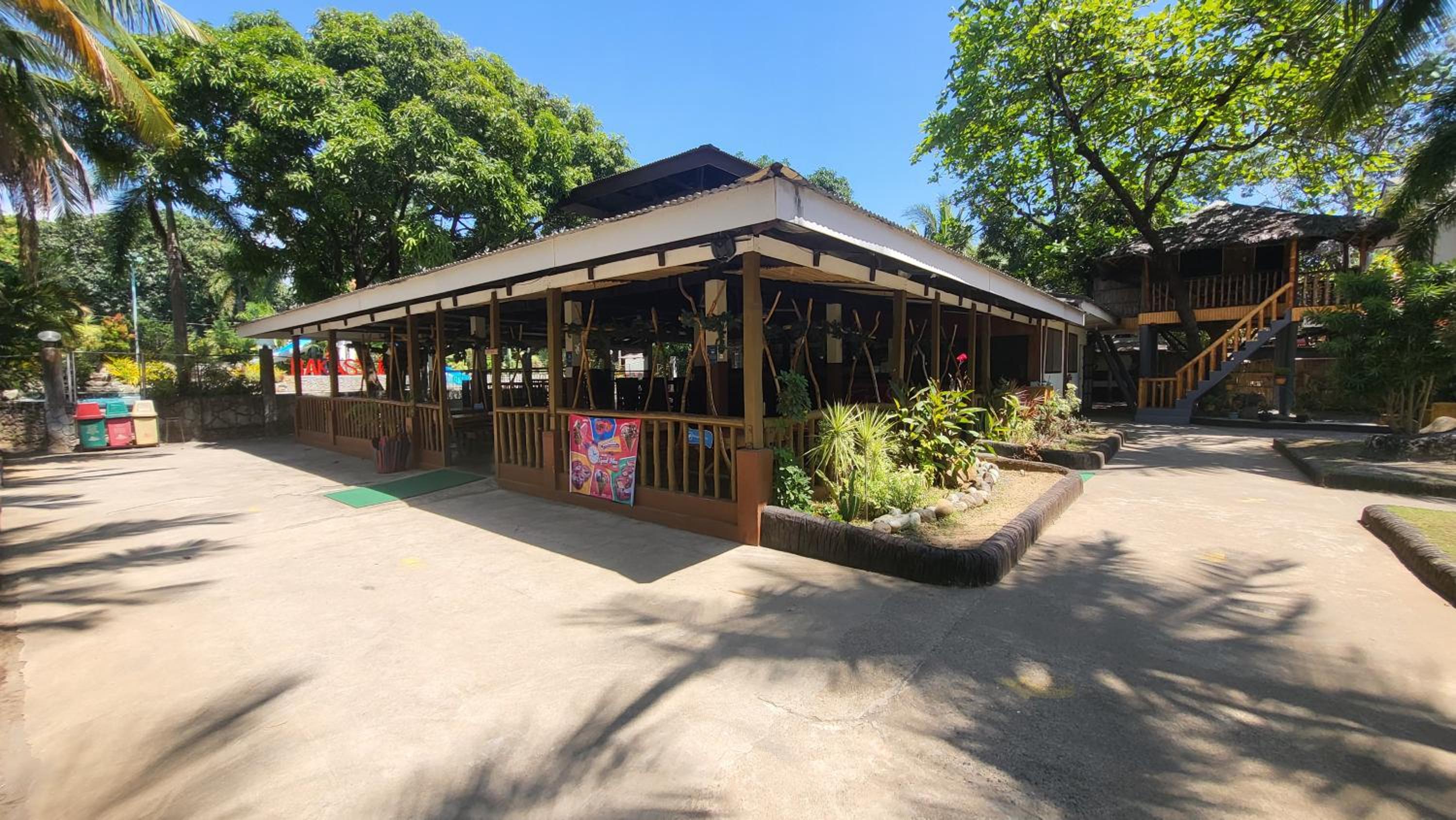 Bakasyunan Resort and Conference Center - Zambales view 5