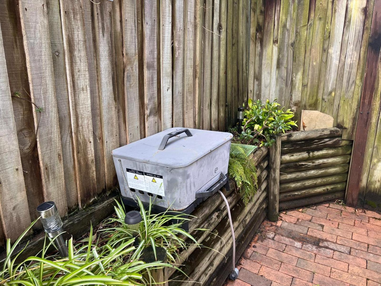 3 Bedroom Town house near Gosford CBD Sleeps 6 plus