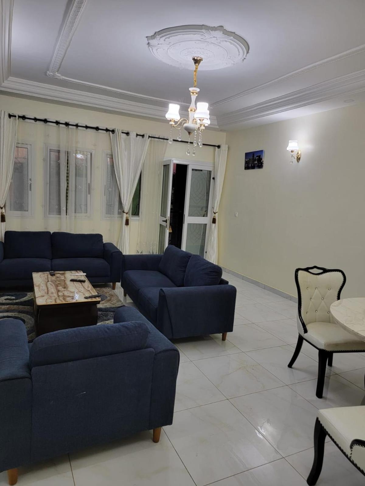 Primeshare Luxury Apartments for Family Travelers with Swimming Pool, Yaounde