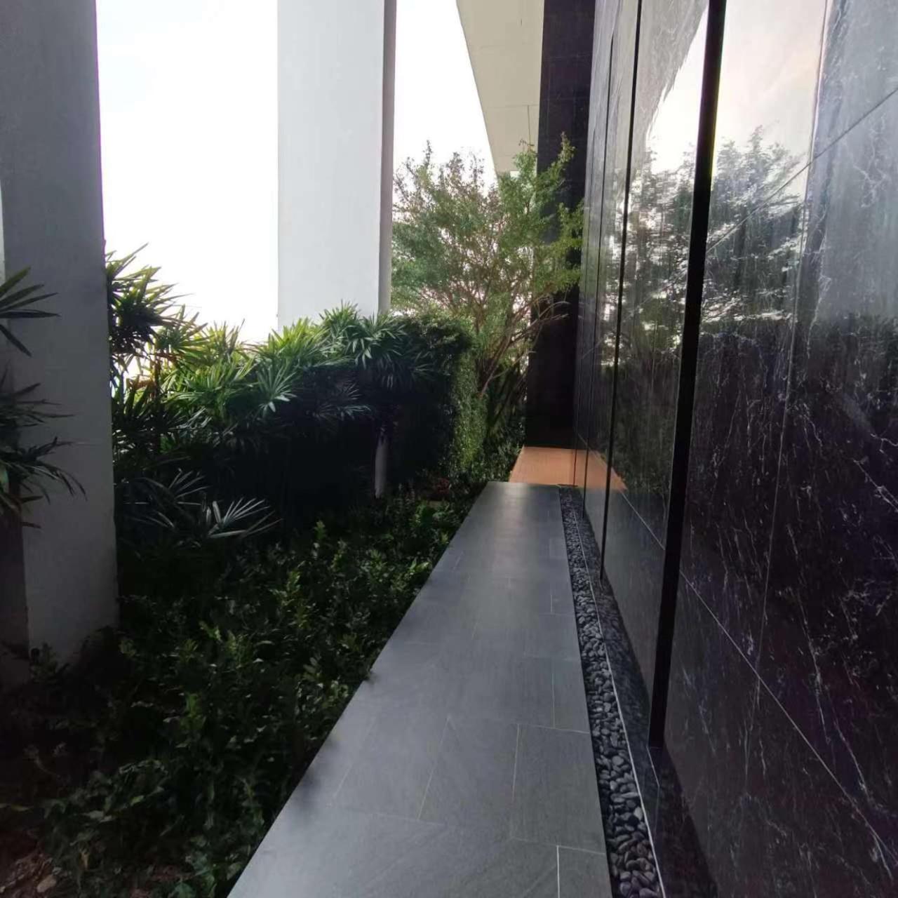Sathon Luxury High-rise Apartment City View KingPower ,IconSiam ,BNH,Silom