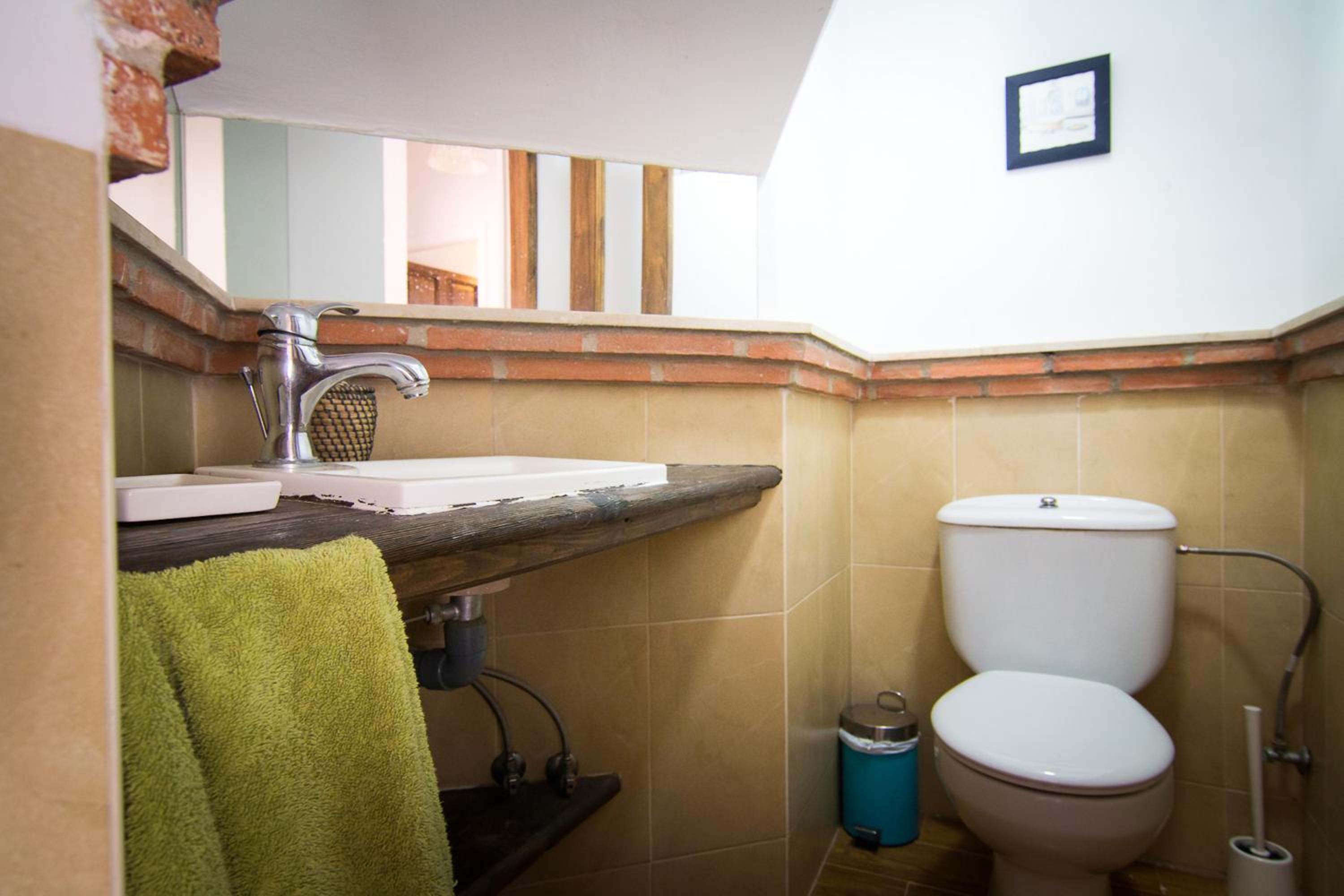 Holidays2Fuengirola Villa 6 bedroom 200 mts Beach