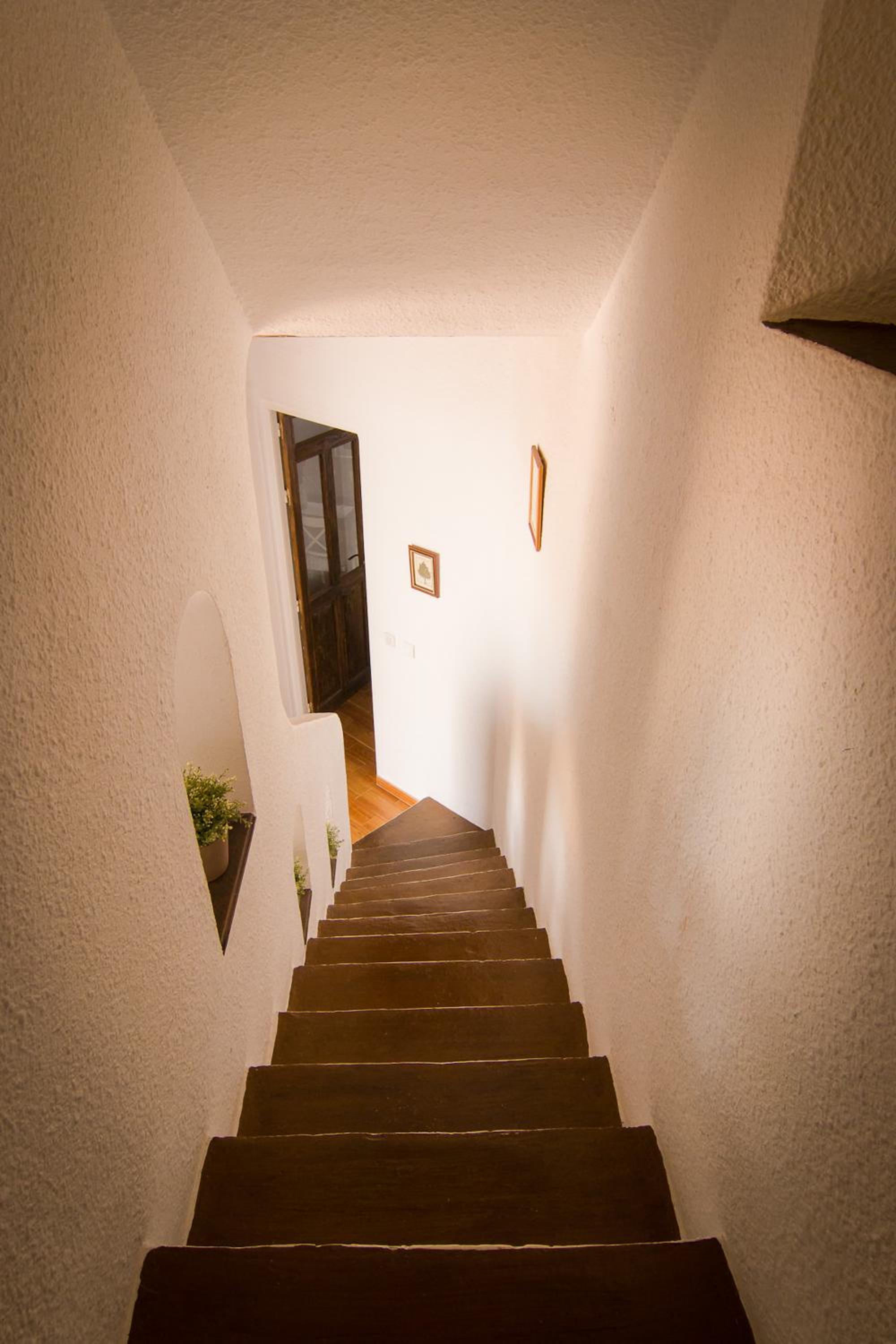 Holidays2Fuengirola Villa 6 bedroom 200 mts Beach
