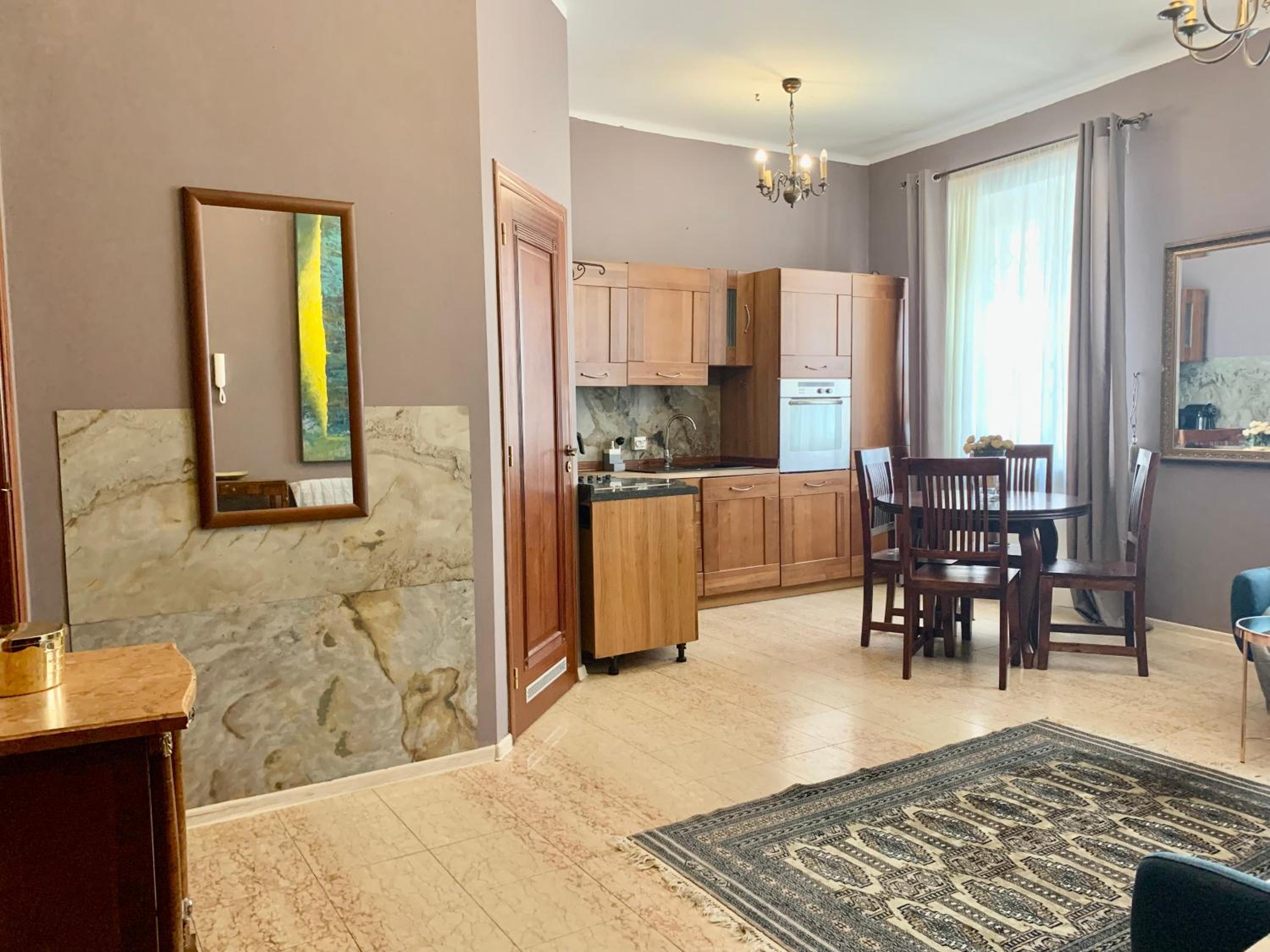 Beautiful and charming apartment in the heart of the Old Town