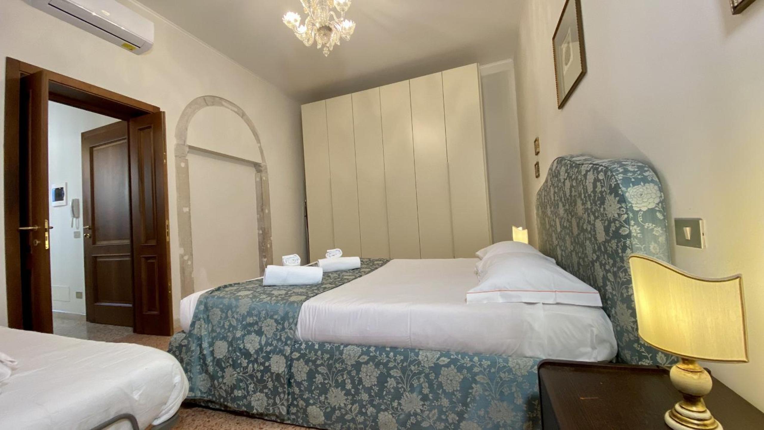 City Apartments Rialto Market