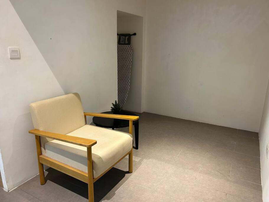 KLSentral-Bangsar-MidValley-2-10pax-Netflix-Balcony-Super Fast Internet