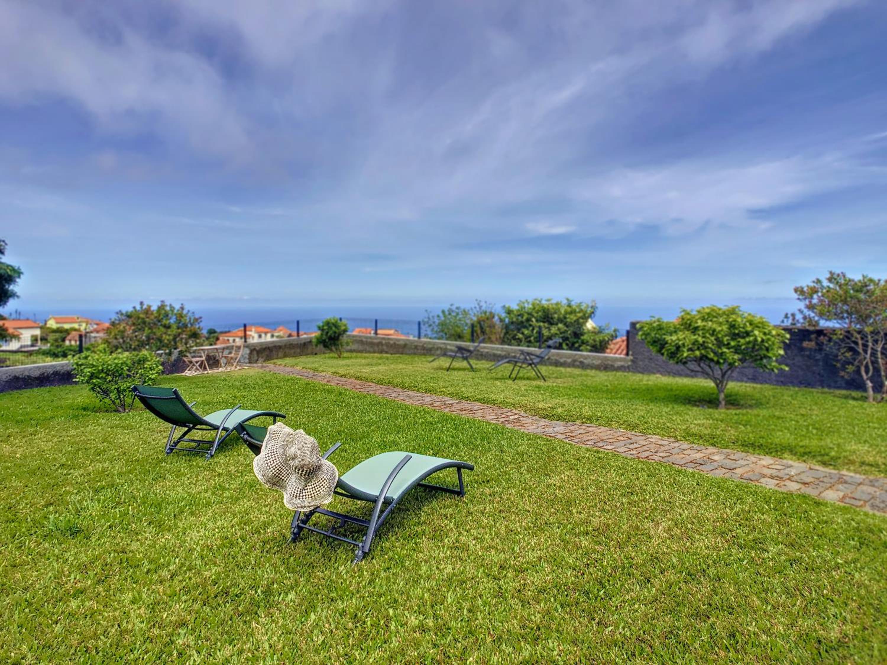 Casa DaSa by LovelyStay view 3