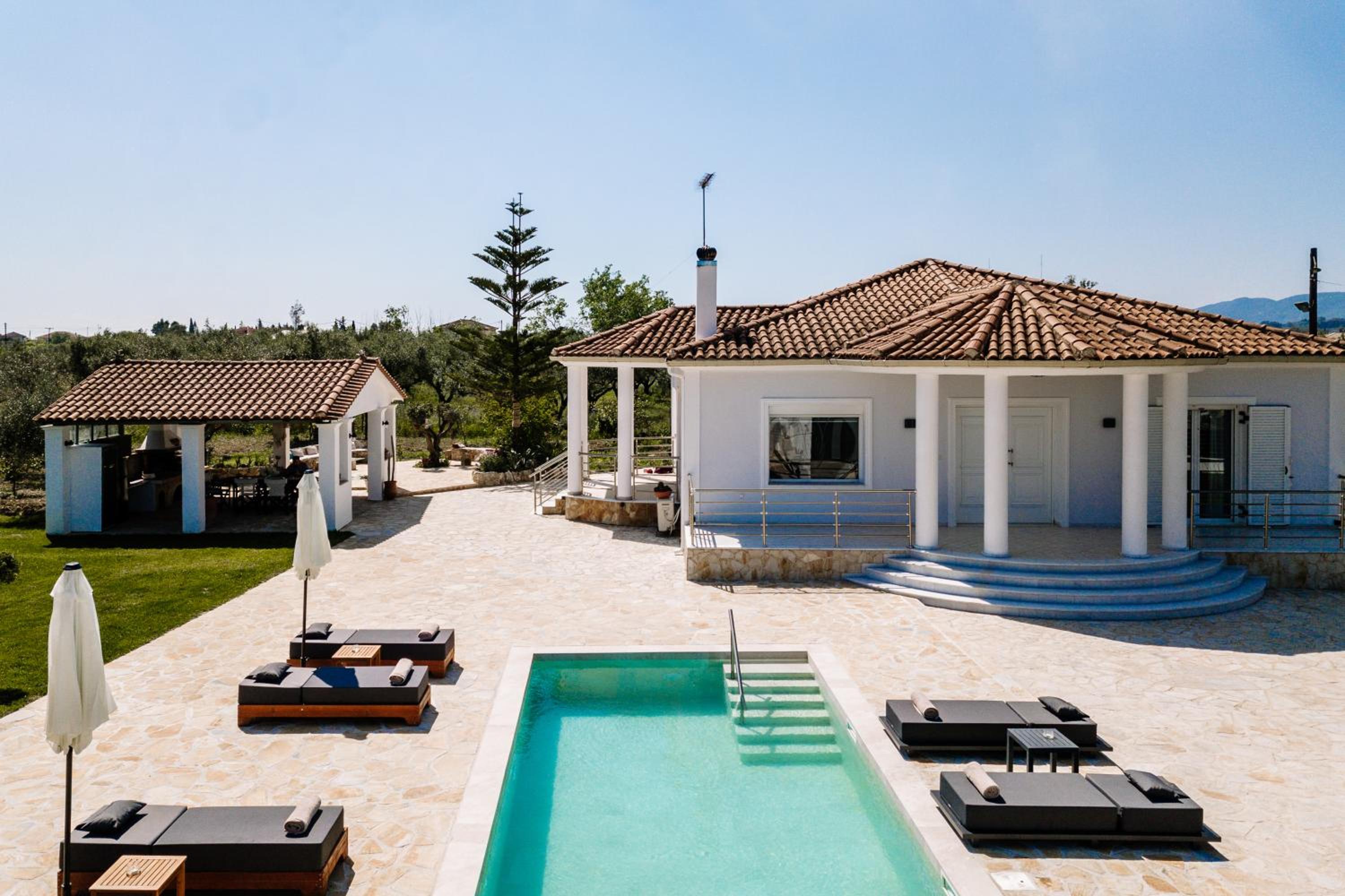 Villa Ellania