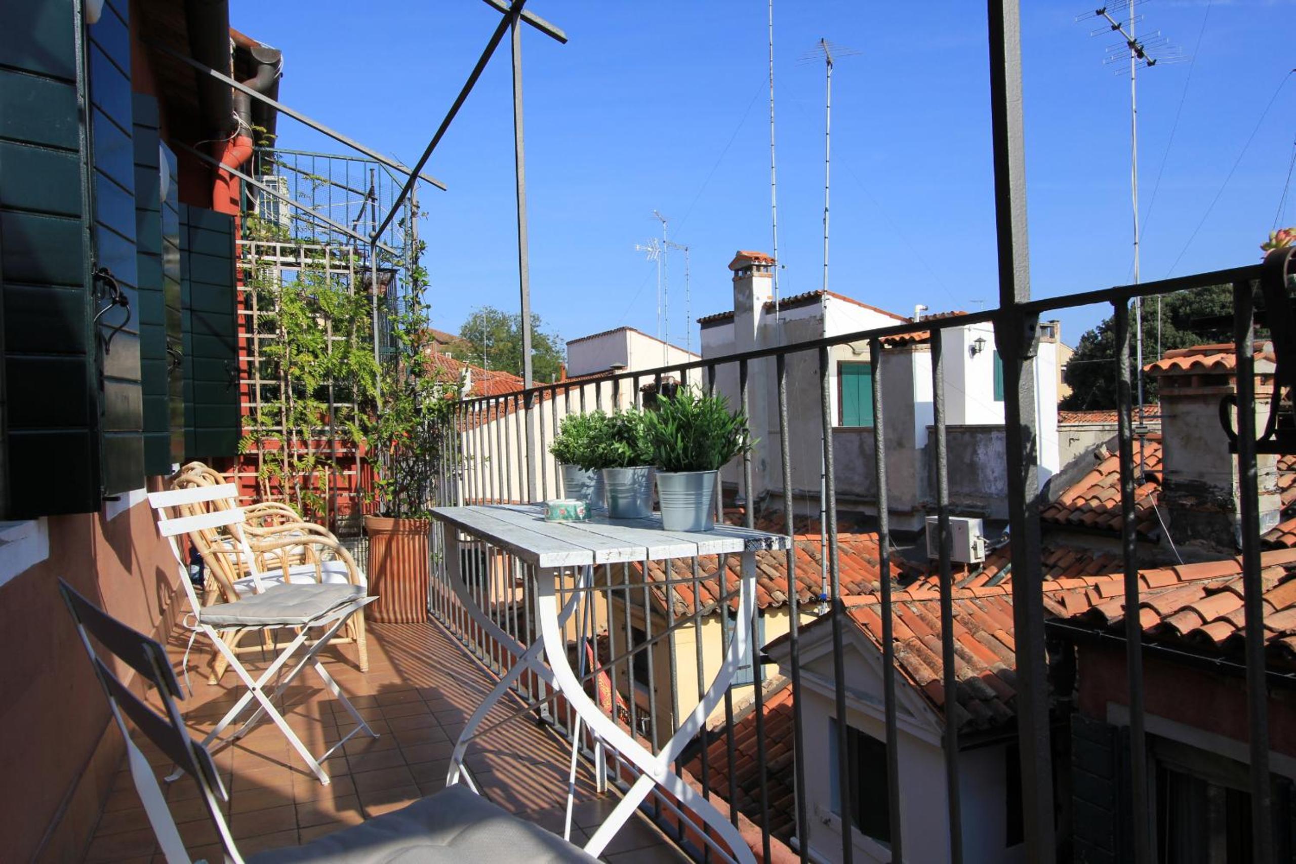 Venice Vacations - City Apartments Salute-Accademia - Property Image 25