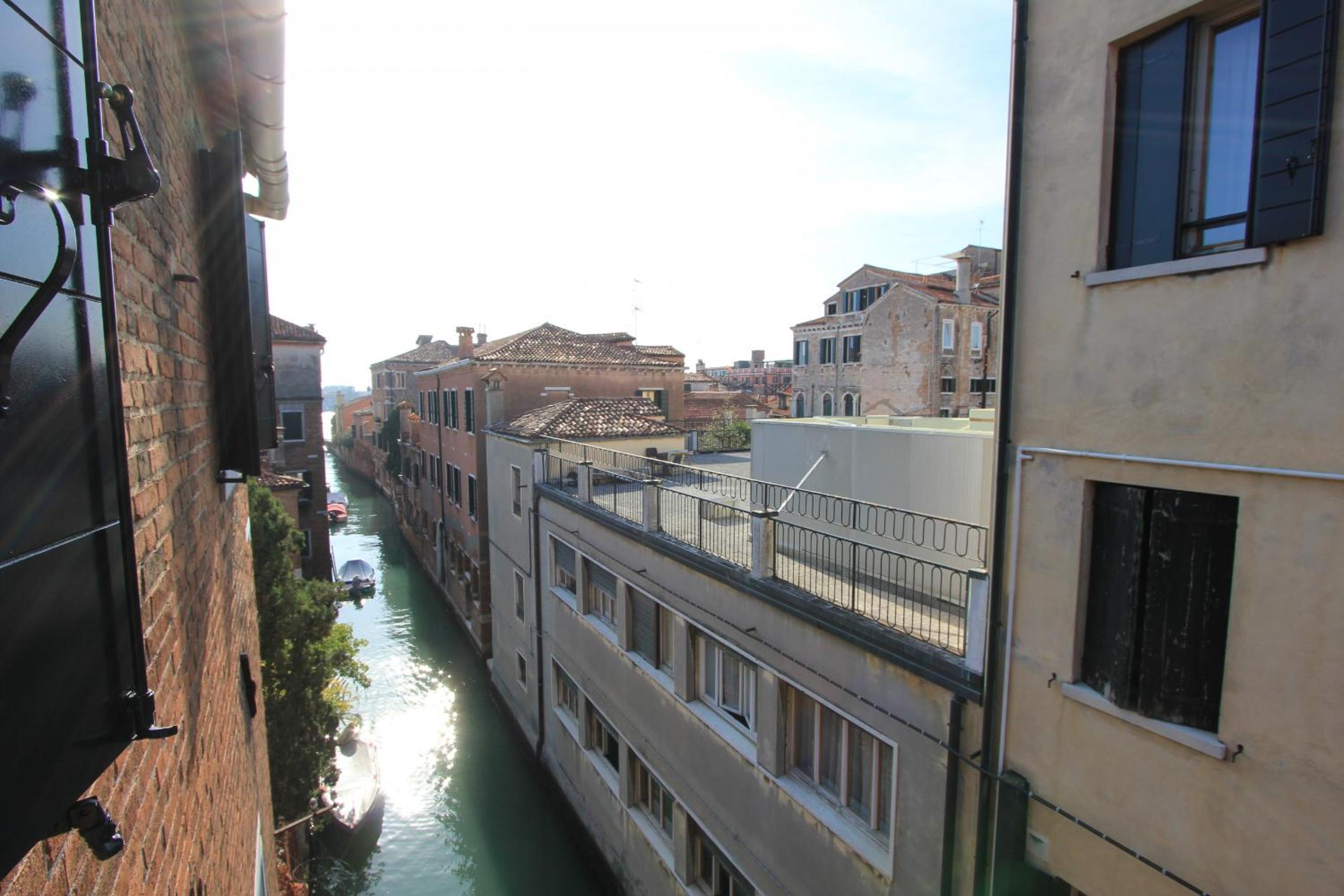 Venice Vacations - City Apartments Salute-Accademia - Property Image 99