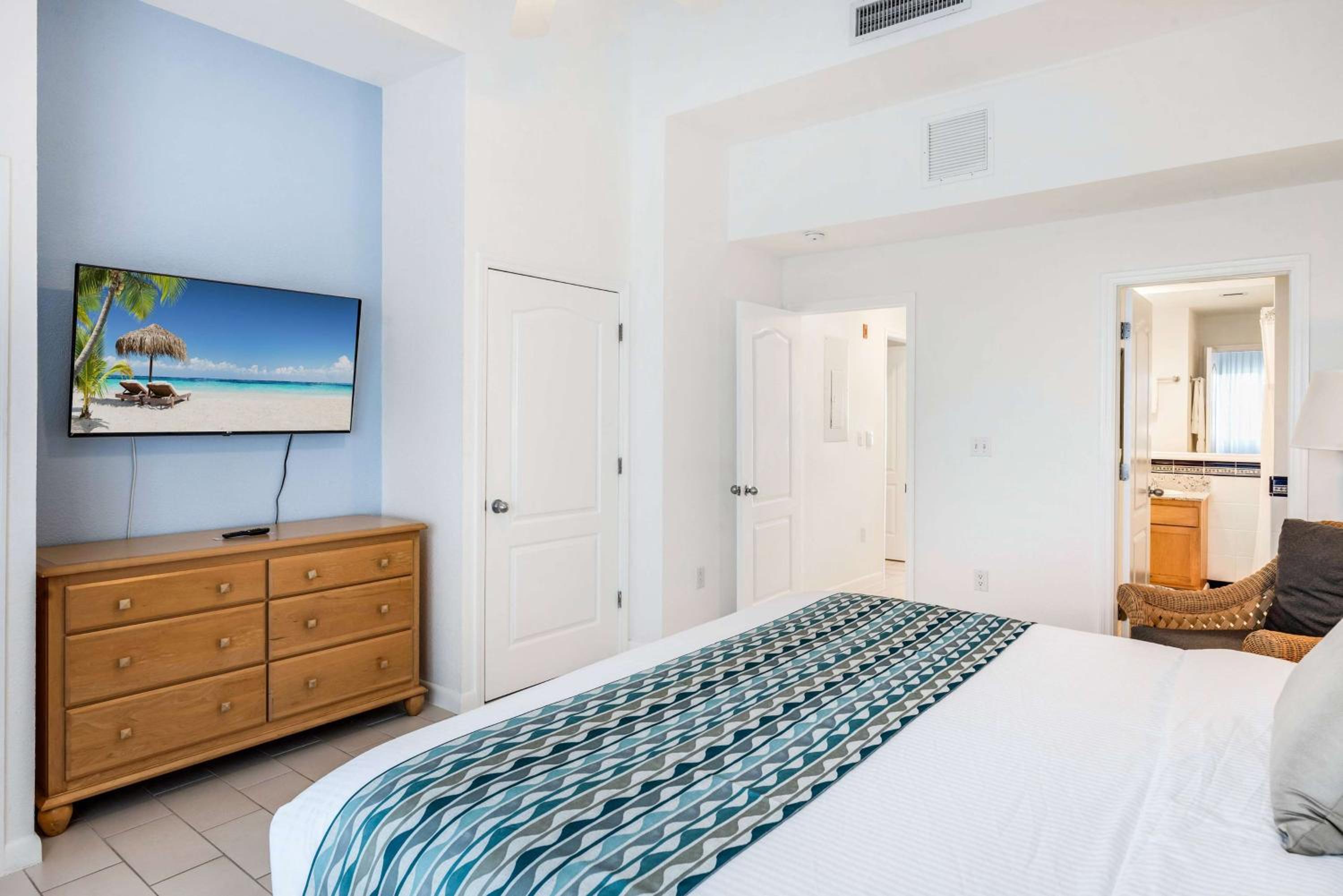 The Reef Beach Resort, East End, Grand Cayman - Photo 37