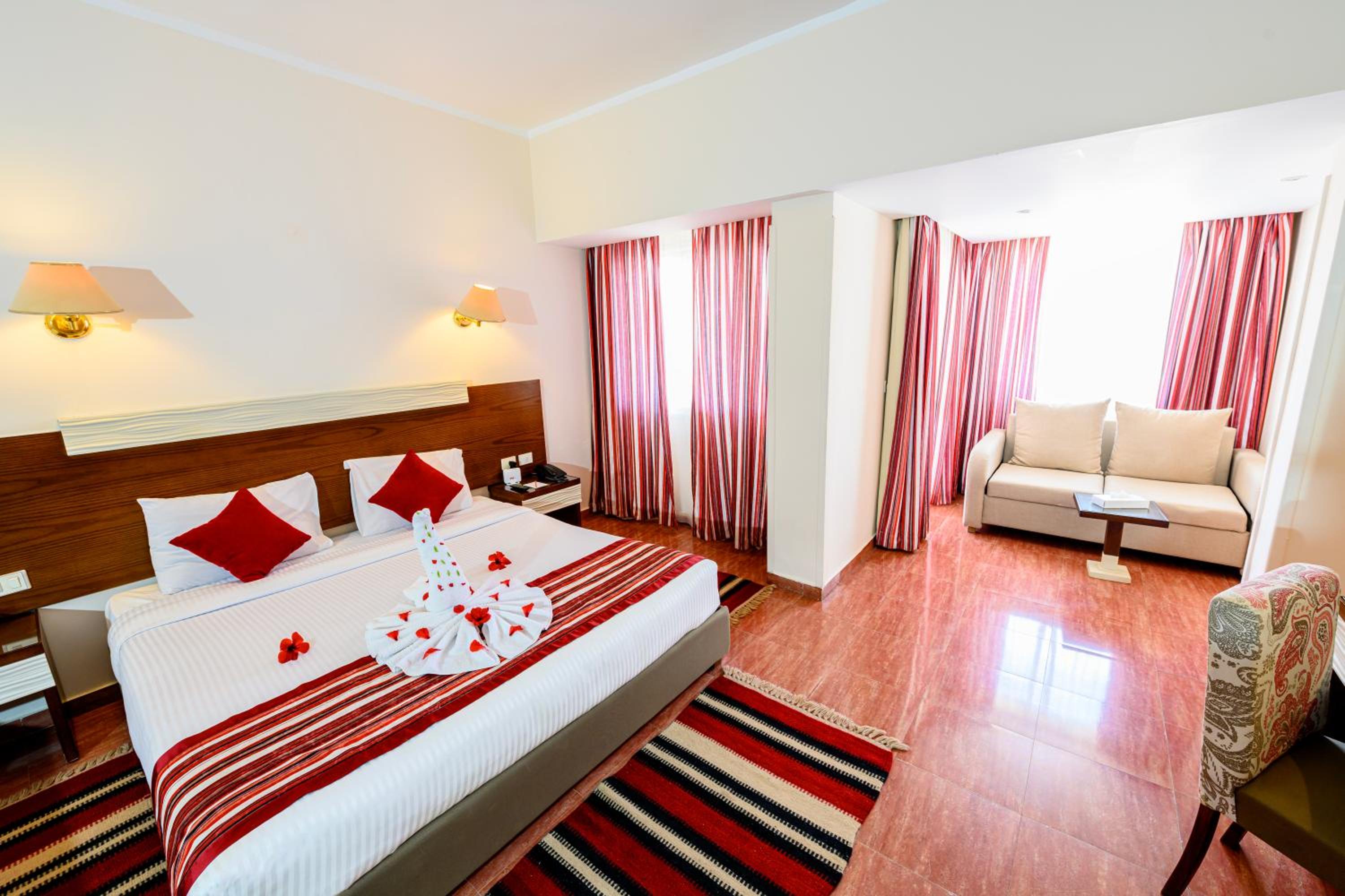 Golden Beach Resort