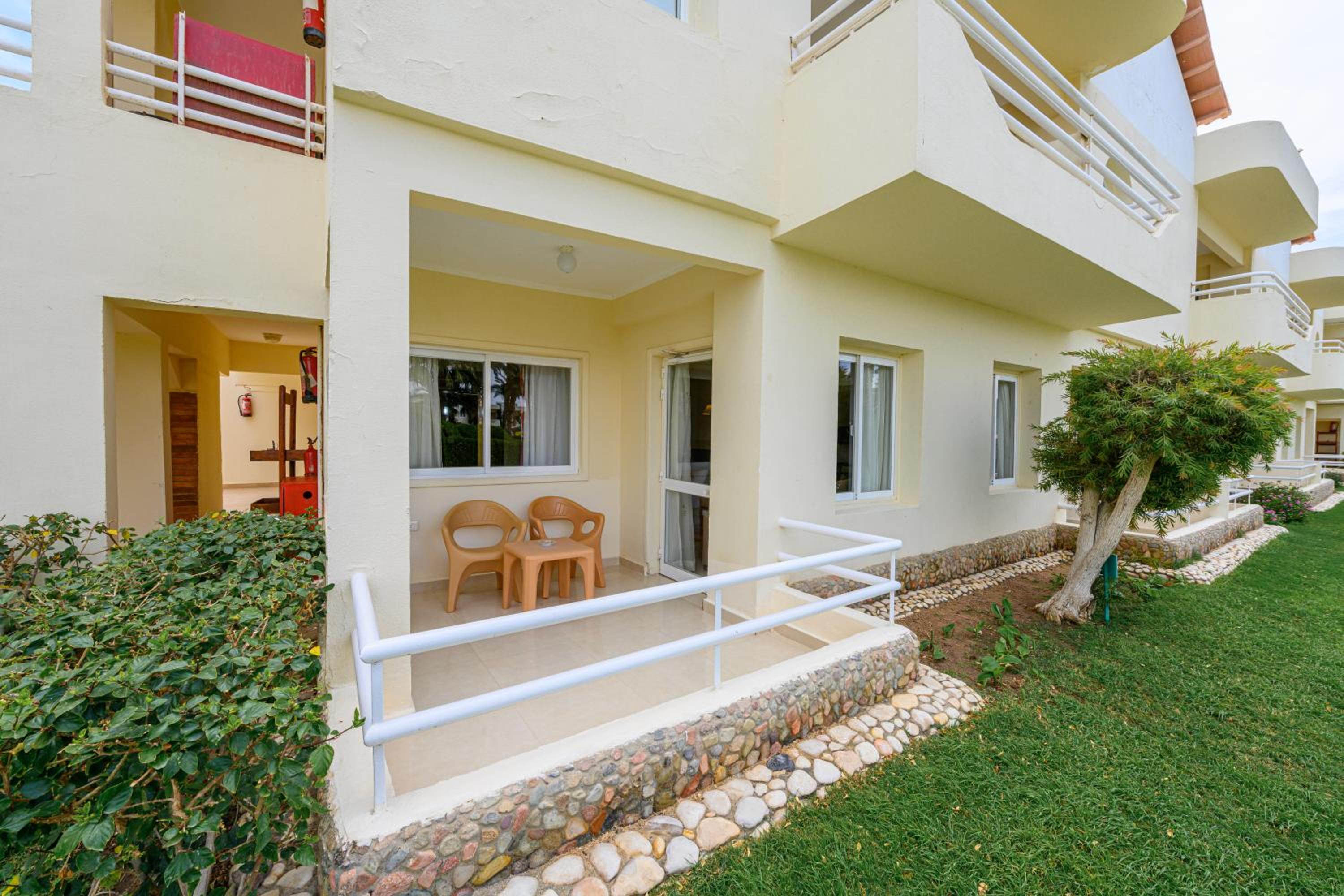 Golden Beach Resort