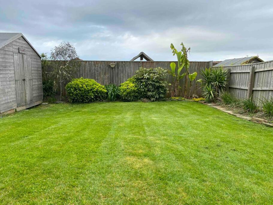 Beach house with sea views minutes from the surf view 2