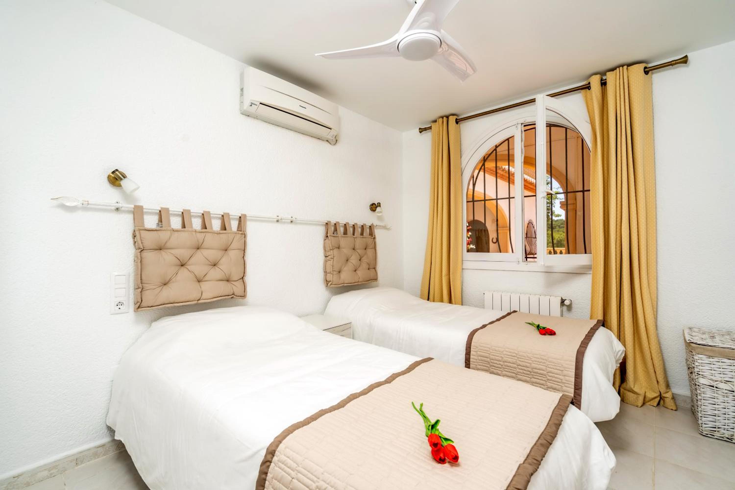 Villa EntreMarYTierra - piscina privada - climatizada