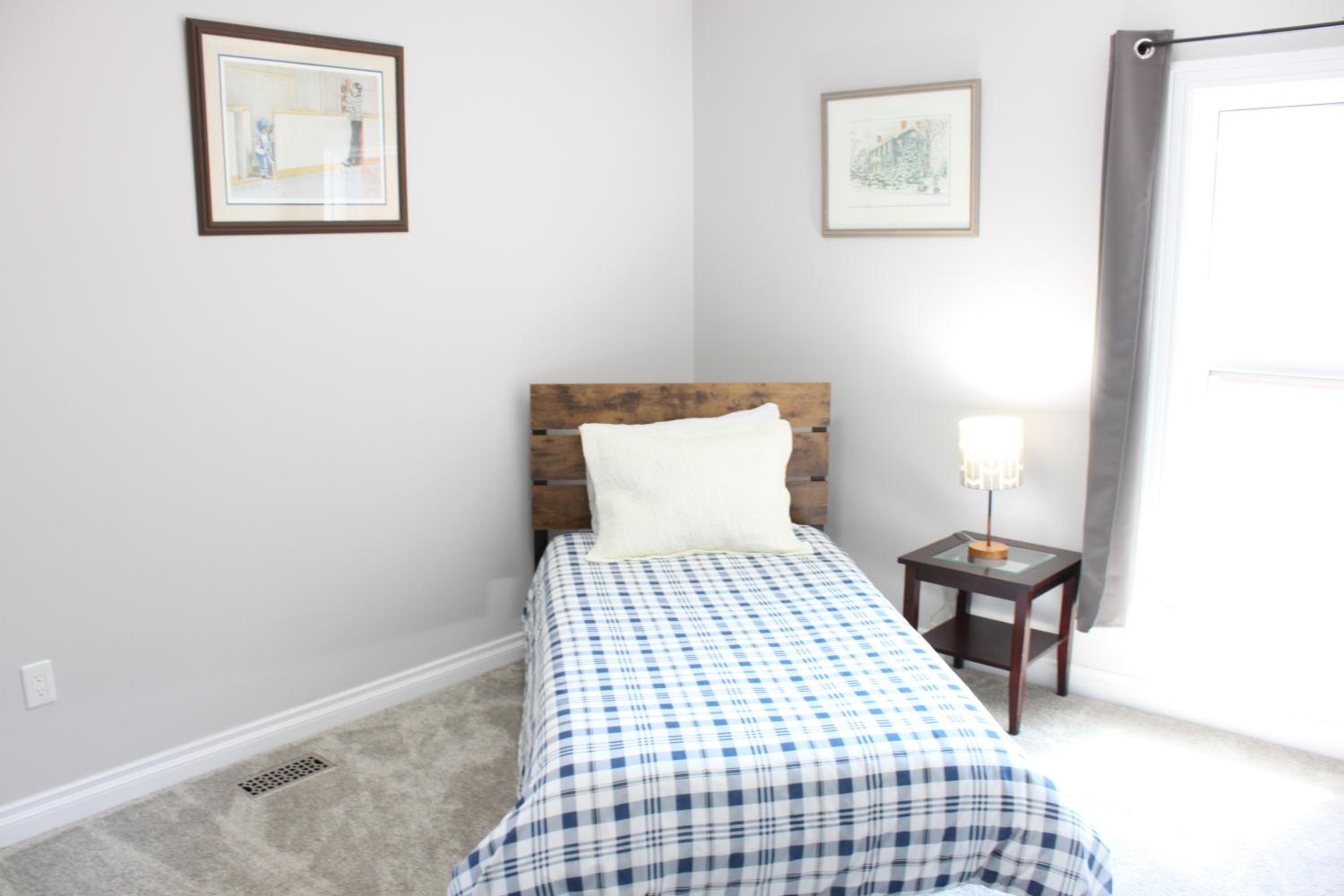 Stylish Home For A Perfect Stay for 4!