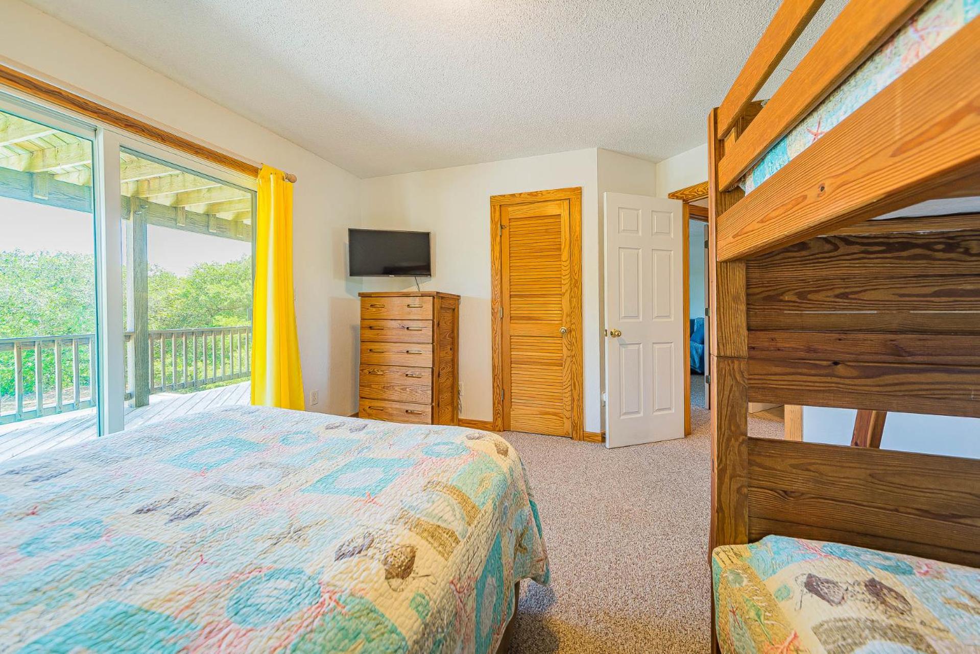 Rookery - Corolla, Whalehead, 395 Yds to Beach, Ocean View, Pool, Hot Tub, Pets OK, Flex Stays