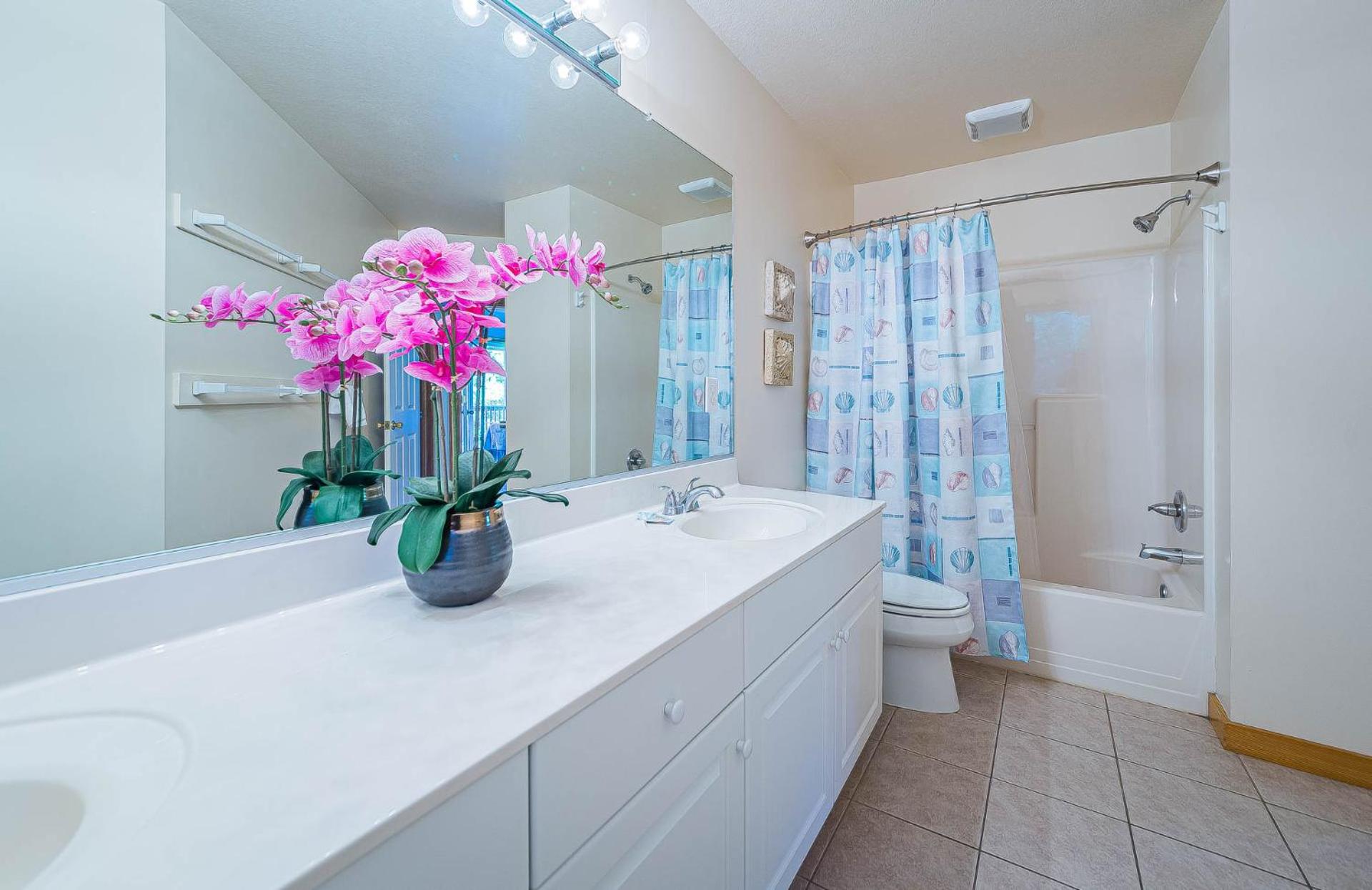 Rookery - Corolla, Whalehead, 395 Yds to Beach, Ocean View, Pool, Hot Tub, Pets OK, Flex Stays