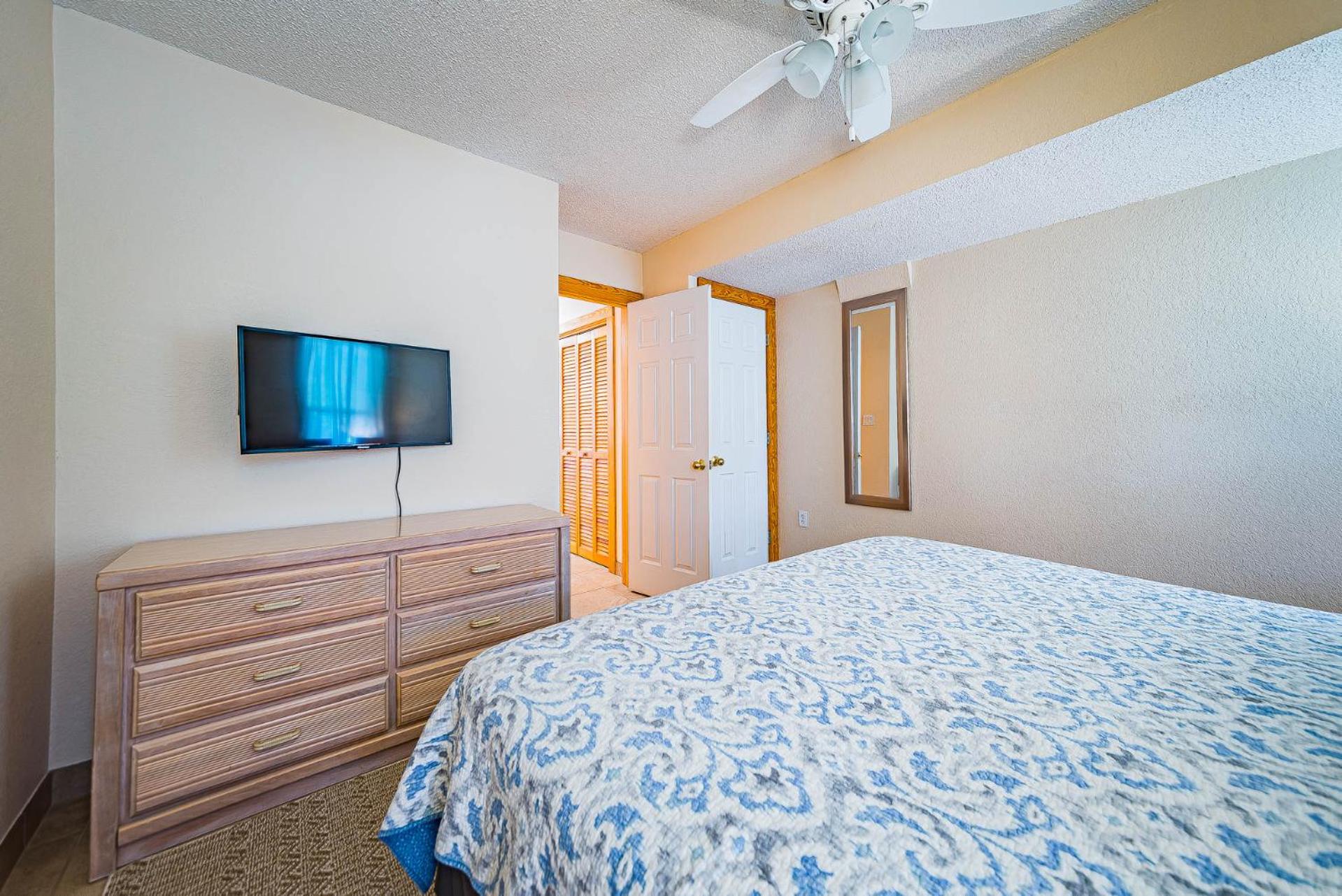 Rookery - Corolla, Whalehead, 395 Yds to Beach, Ocean View, Pool, Hot Tub, Pets OK, Flex Stays