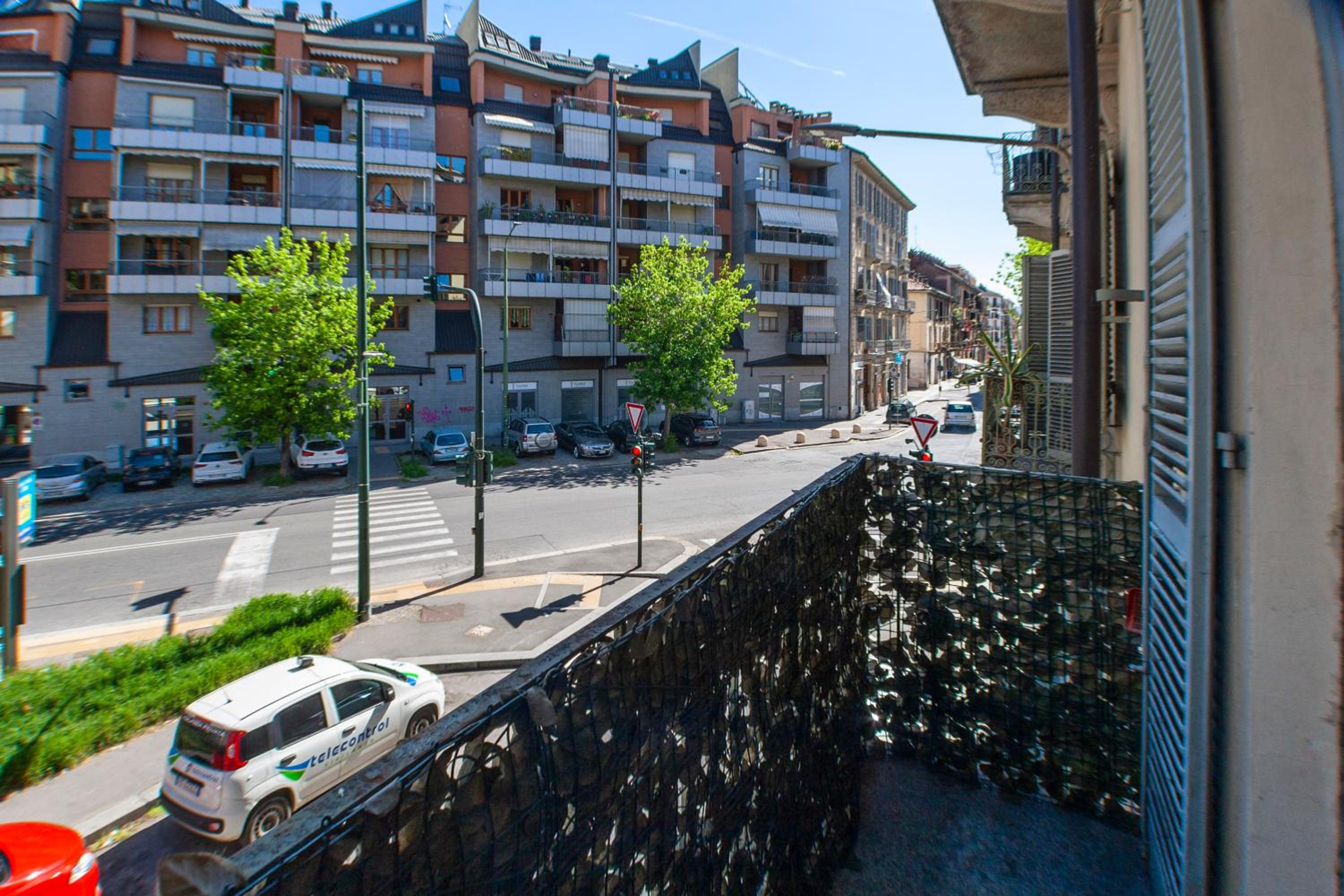 Dora's Park Modern Apartment view 5