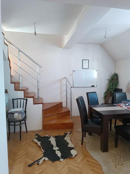 Vranje City Center, Penthouse Delux Apartment view 2