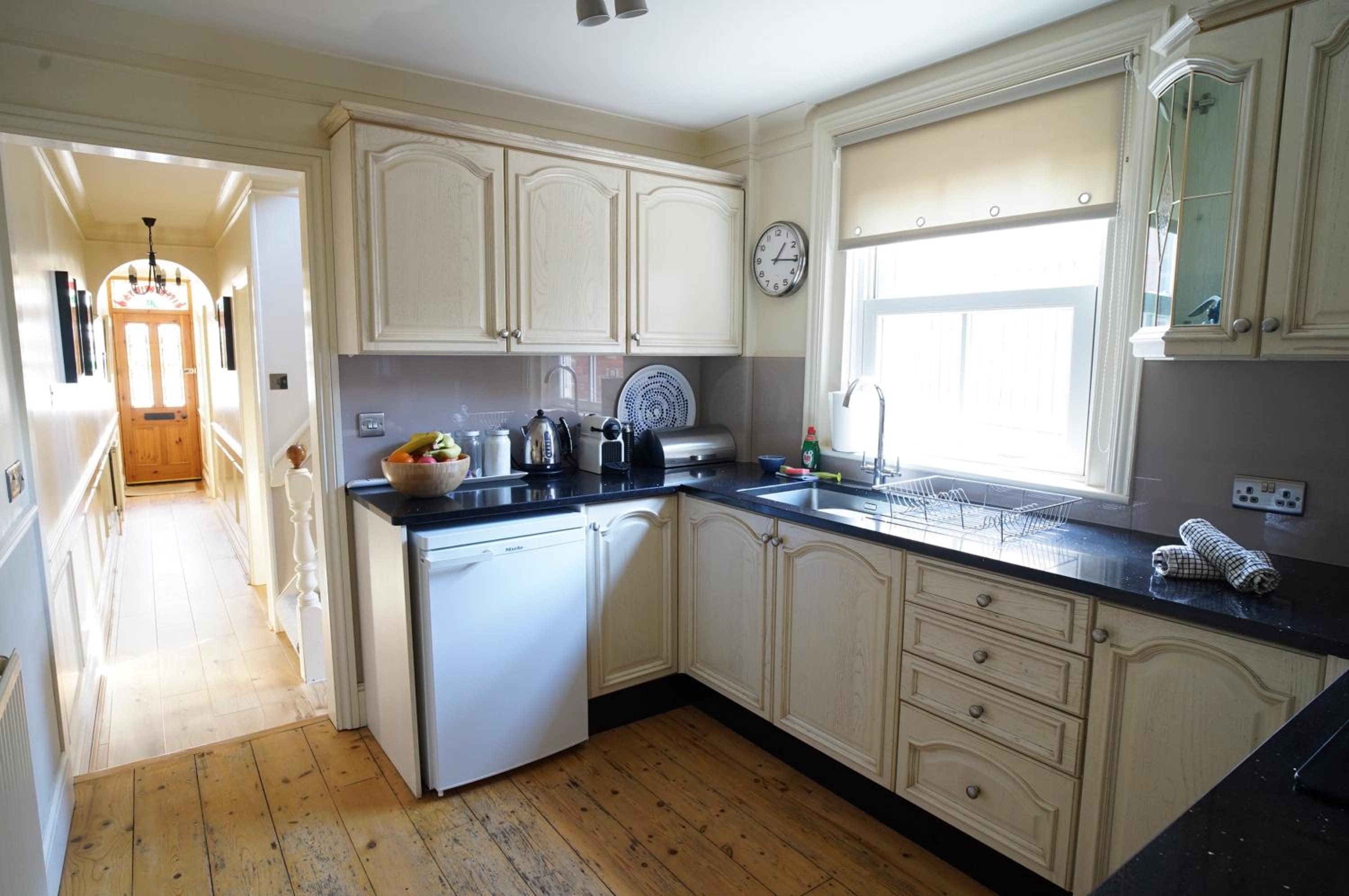 Nutcroft, Cowes view 2