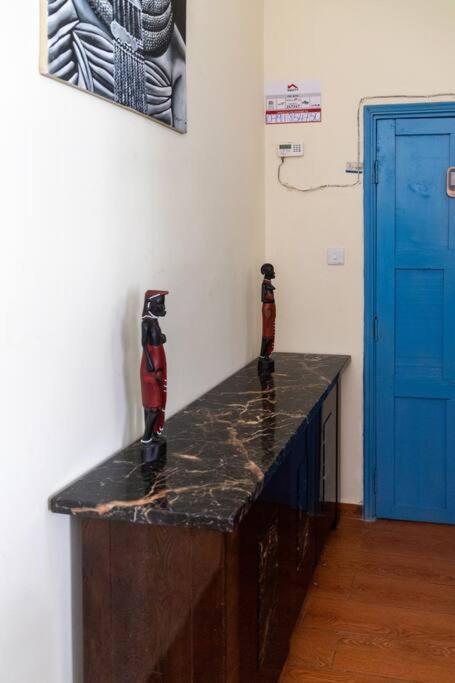 2 bedroom entire Apt Fully air conditioned-MSA City centre view 5