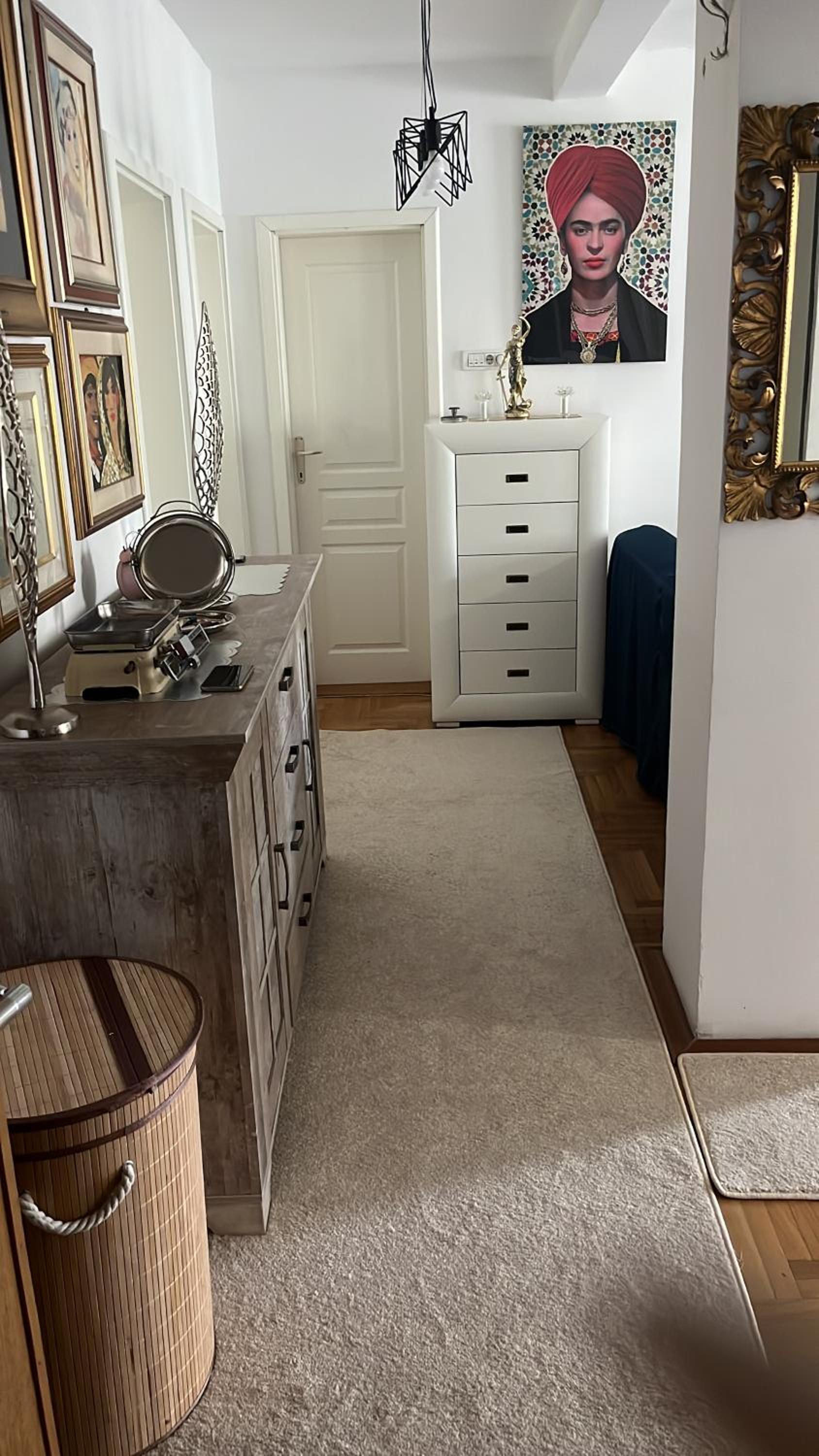 ILAS APARTMAN