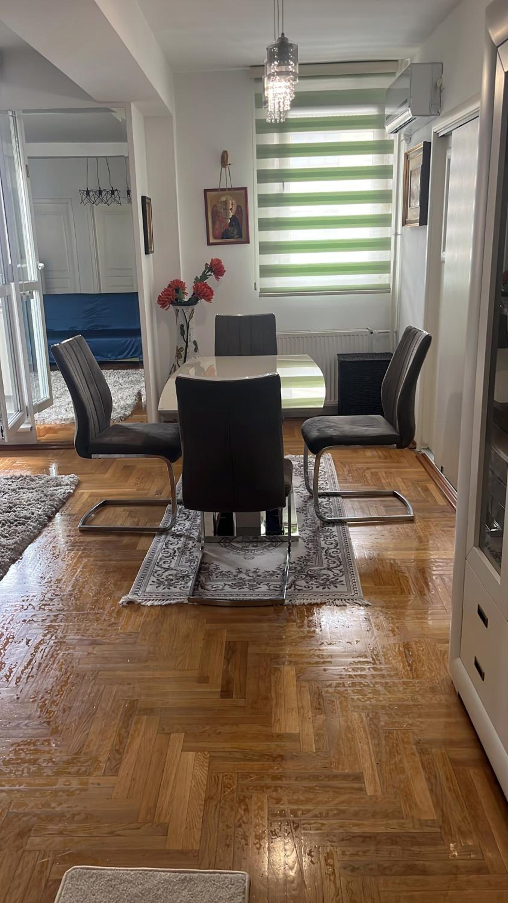 ILAS APARTMAN