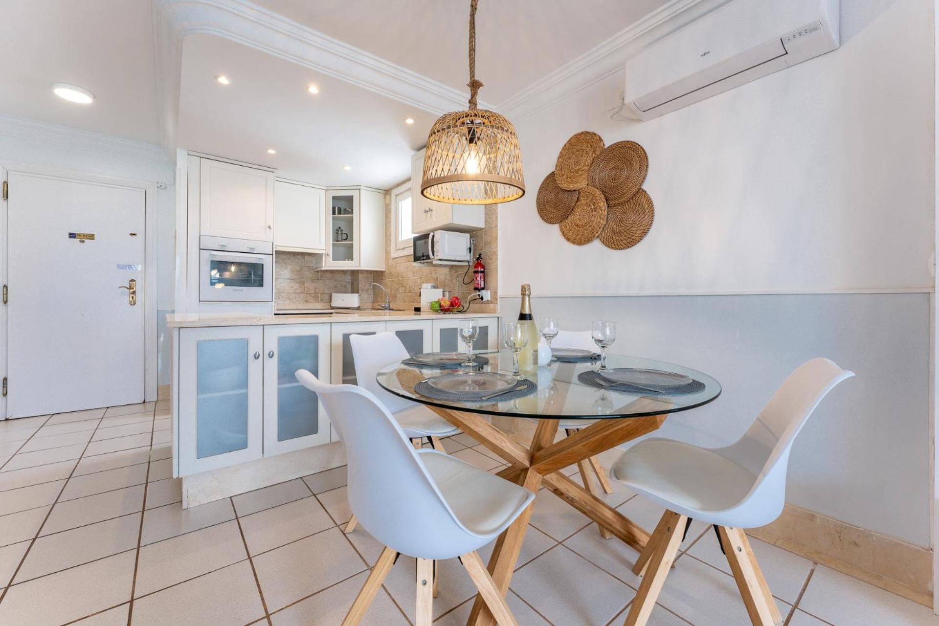 Dona Lola Micaela Beach front duplex 2 bedroom apartment - open sea and beach views surrounded by bars and restaurants - Costa del Sol - CS199 photo 5