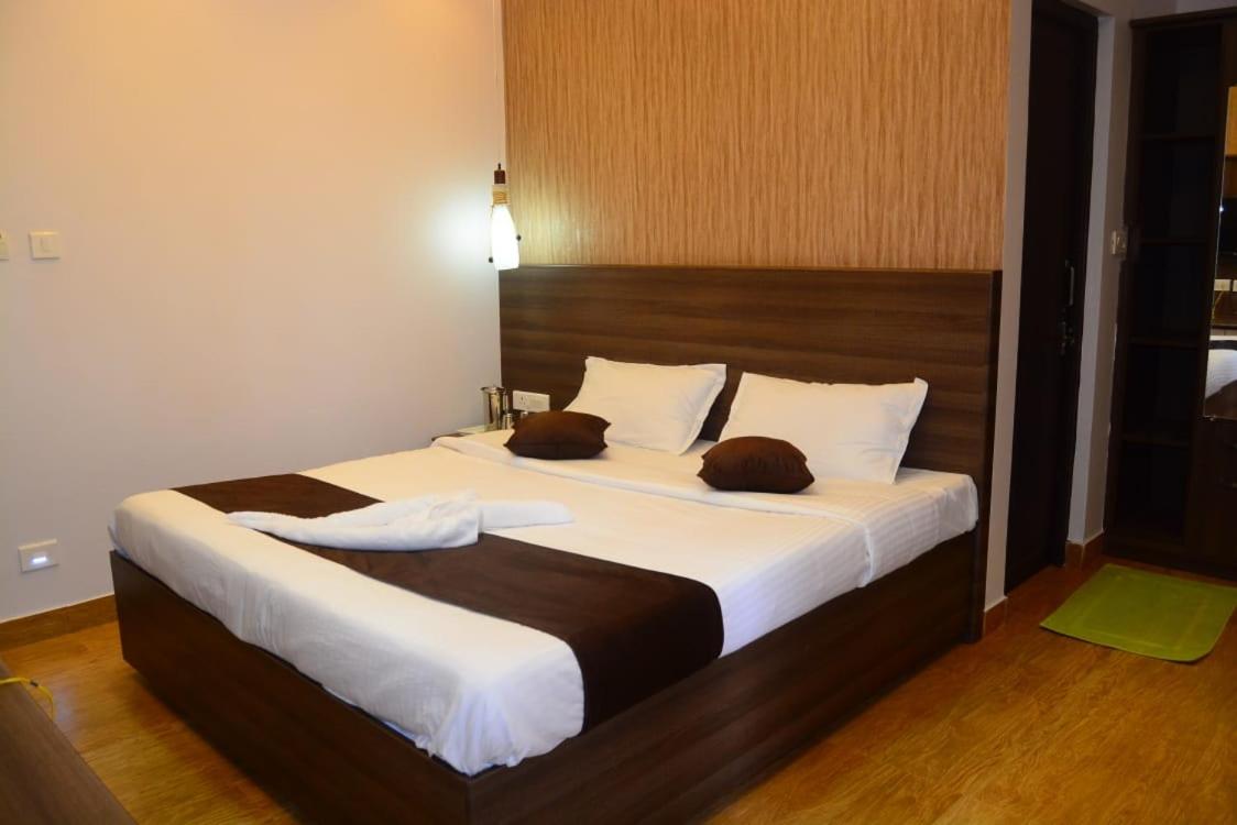 Vanam Holidays