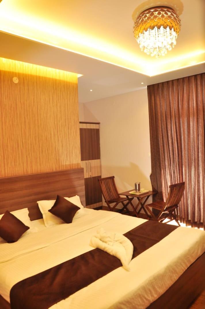 Vanam Holidays