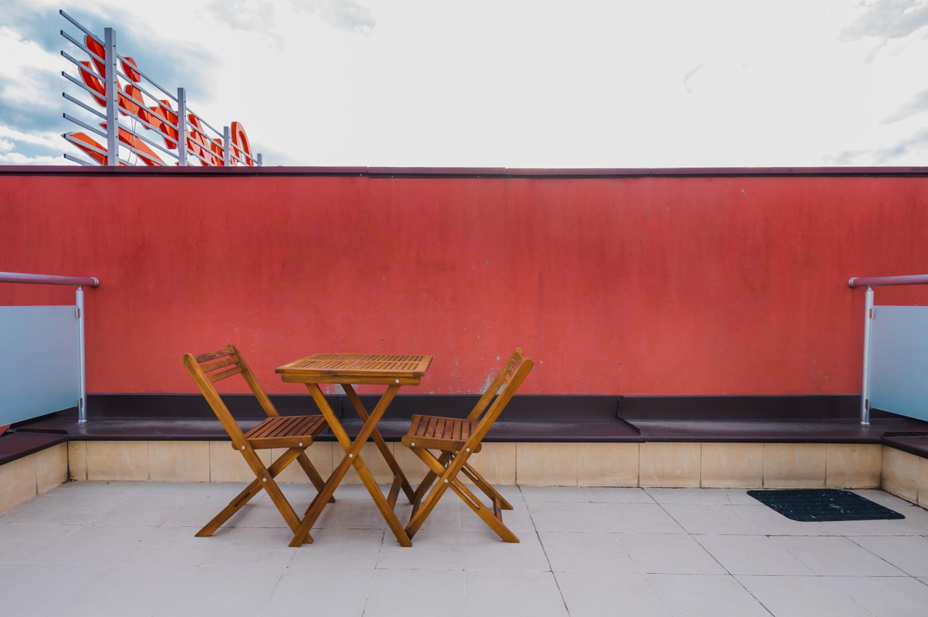 *The Eyrie* 1-BD Lovely Maisonette