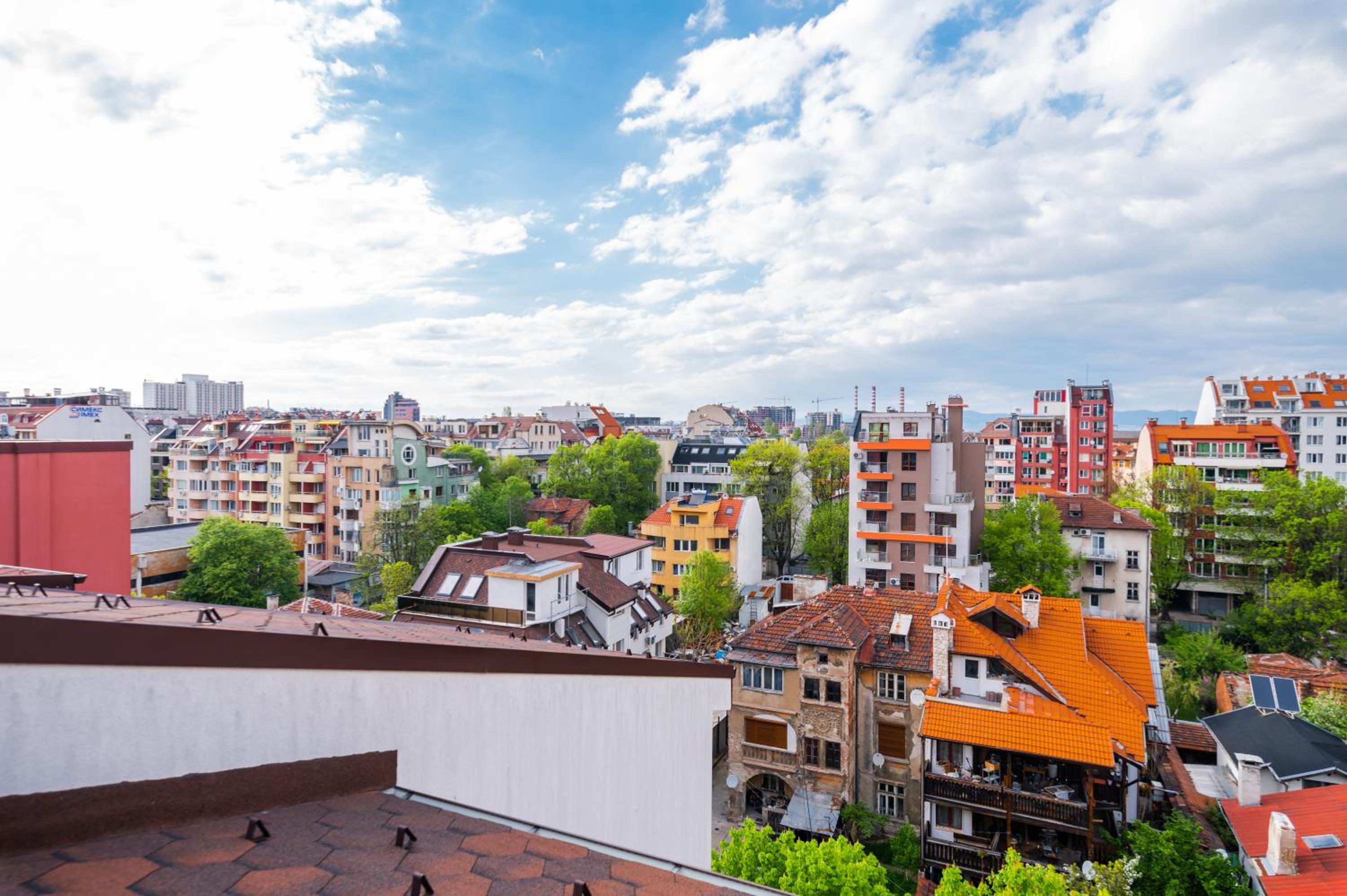 *The Eyrie* 1-BD Lovely Maisonette